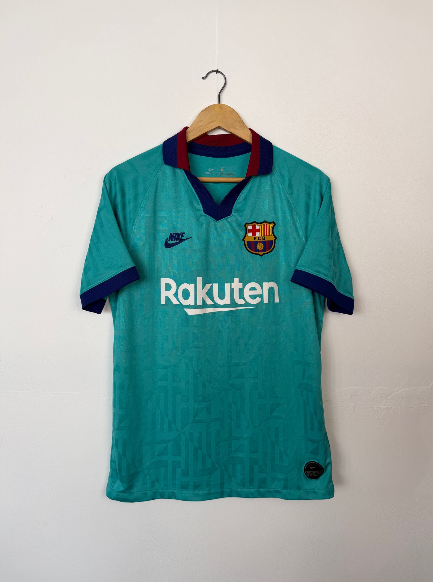 Lionel Messi FC Barcelona 2019-20 third football shirt (M)