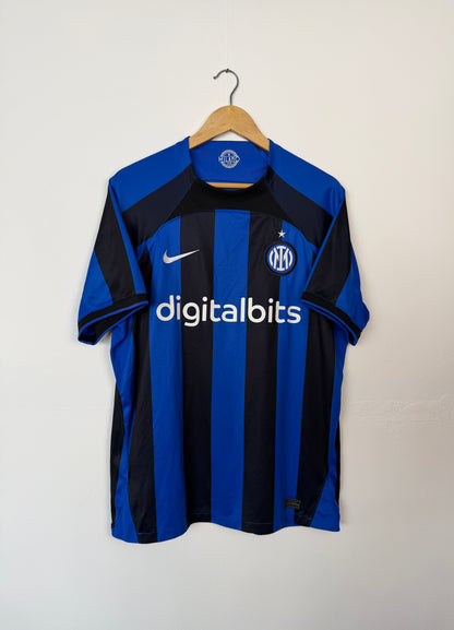 Romelu Lukaku Inter Milan 2022-23 home football shirt (L)