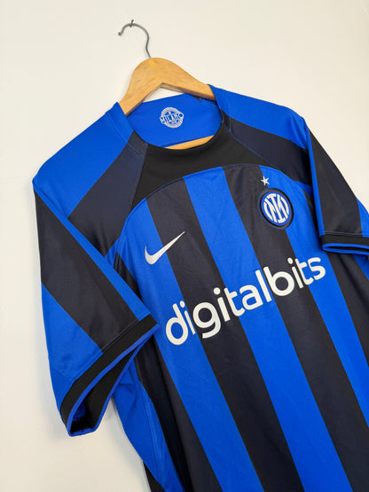 Romelu Lukaku Inter Milan 2022-23 home football shirt (L)