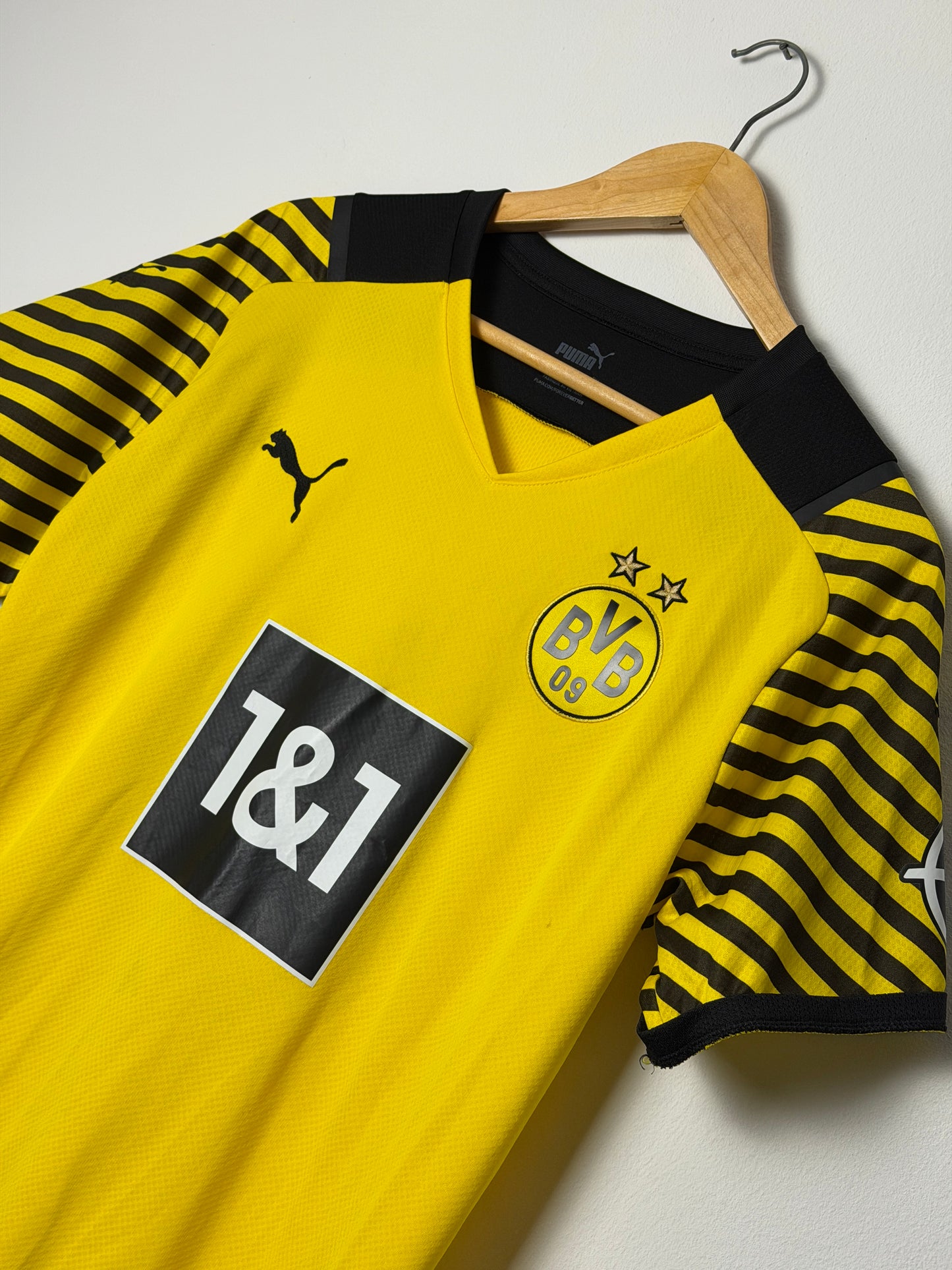 Jude Bellingham Borussia Dortmund 2021-22 home football shirt (M)
