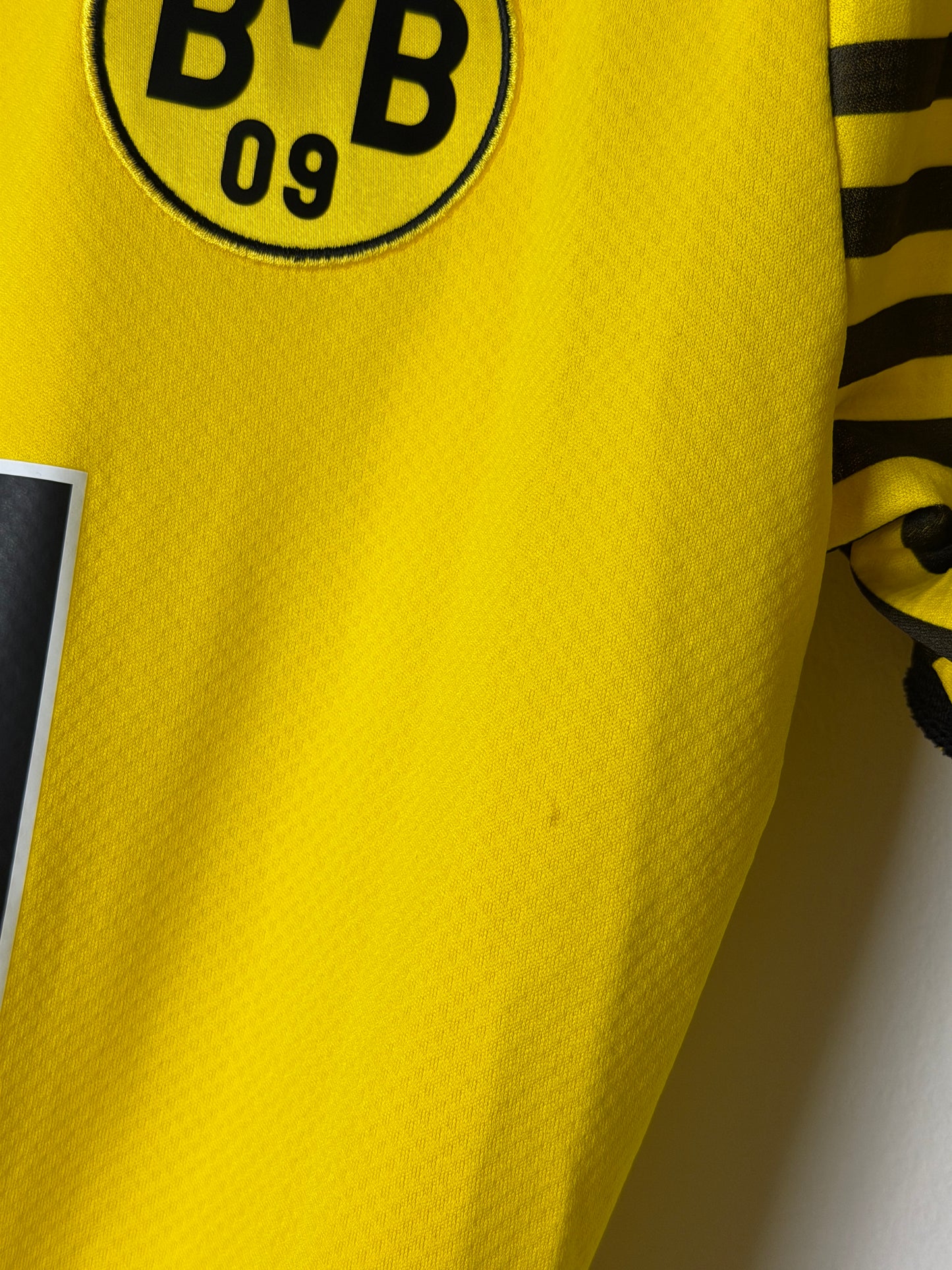 Jude Bellingham Borussia Dortmund 2021-22 home football shirt (M)