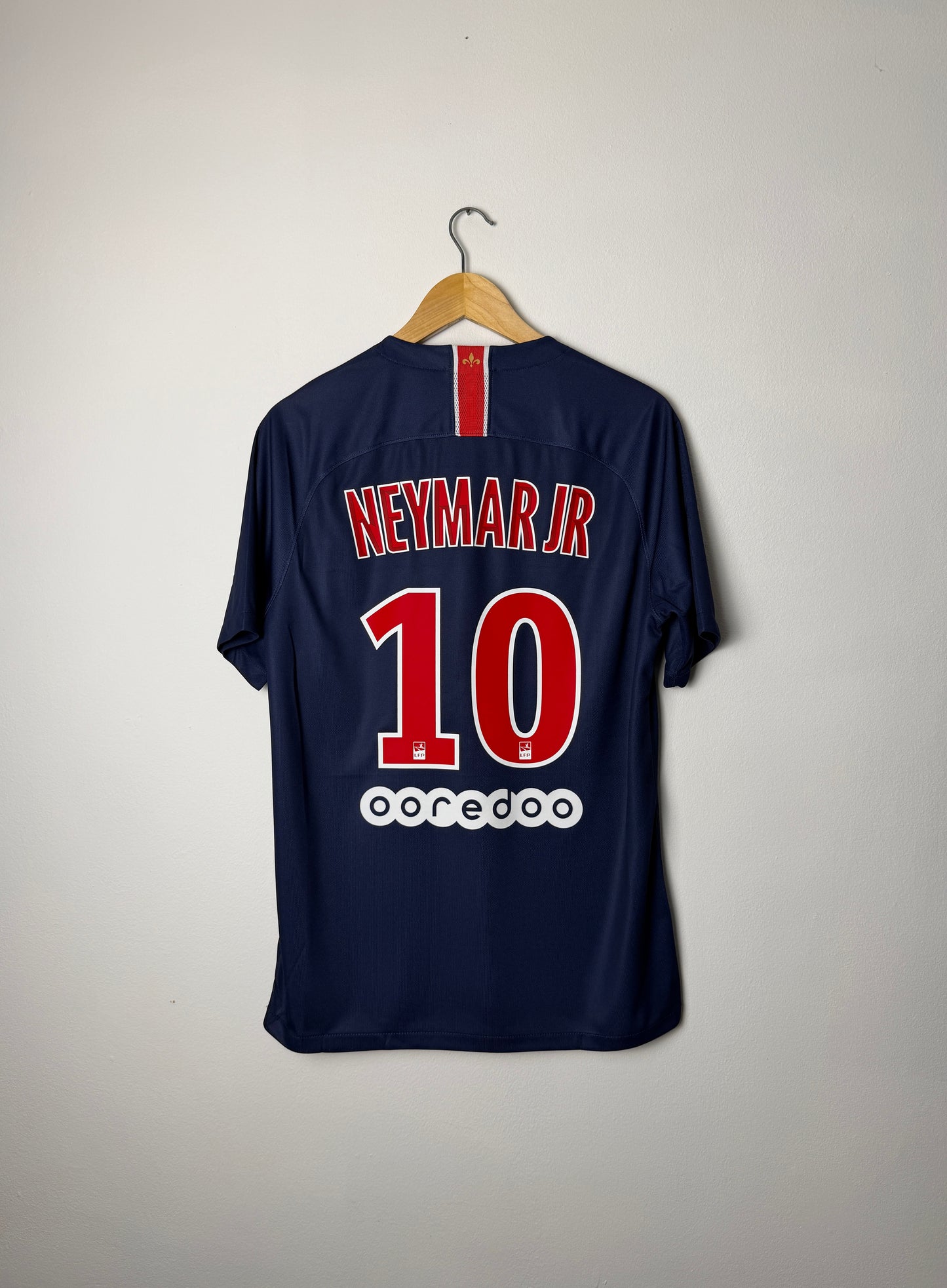 Neymar JR PSG 2018-19 home football shirt (M)