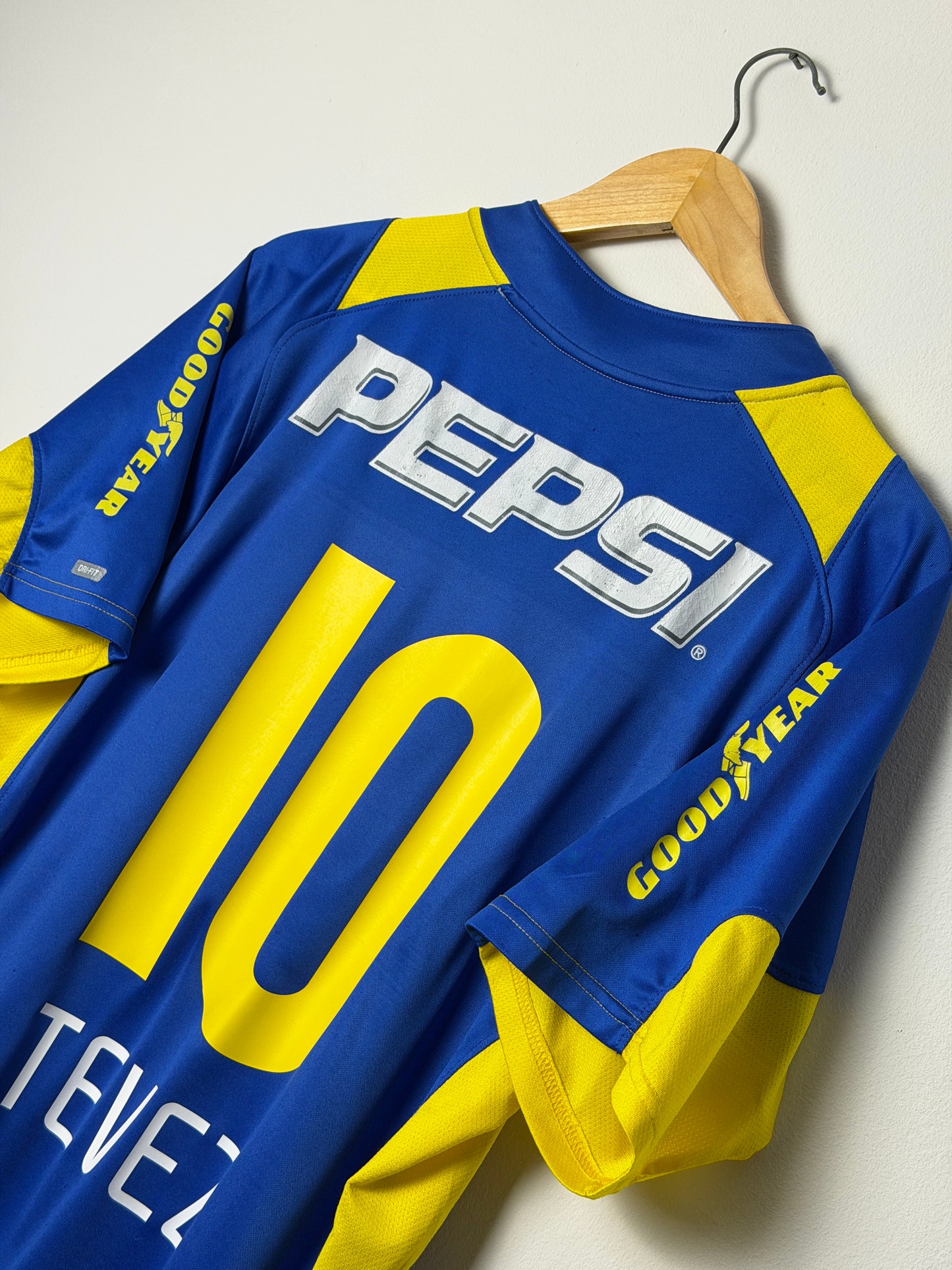 Carlos Tevez Boca Juniors 2004-05 home football shirt (L)