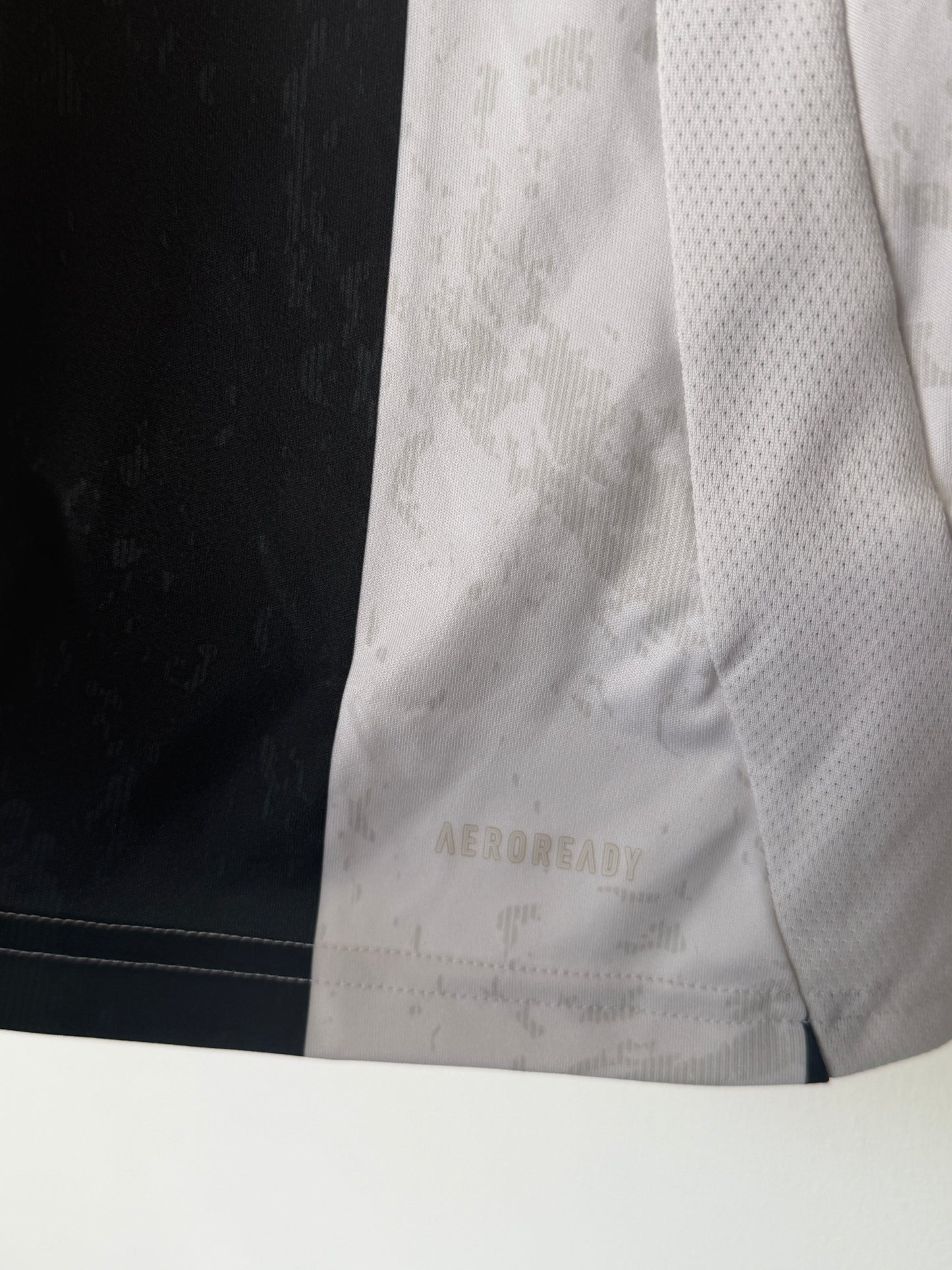 Francisco Conceição Juventus FC 2024-25 home football shirt (L)