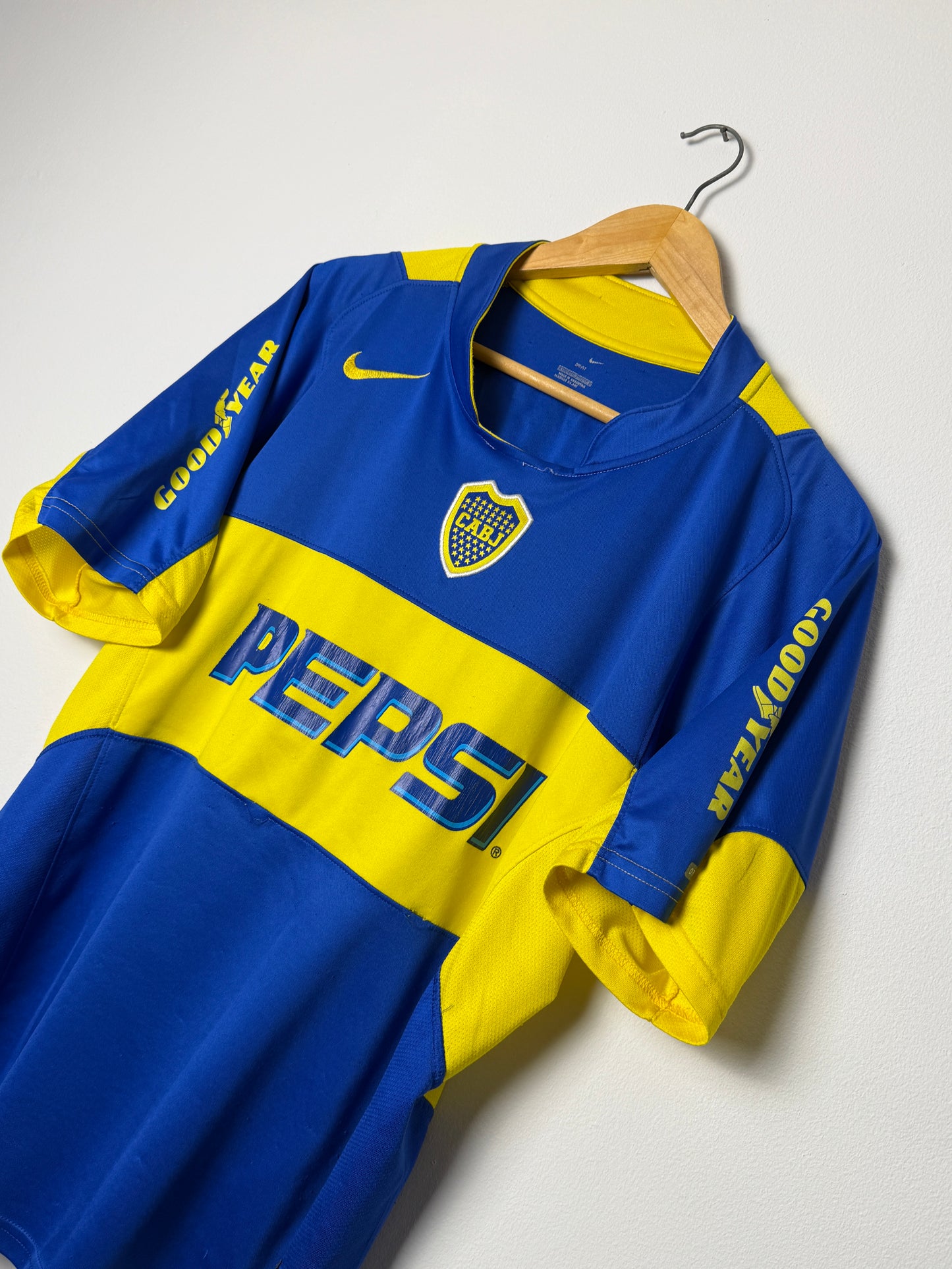 Carlos Tevez Boca Juniors 2004-05 home football shirt (L)