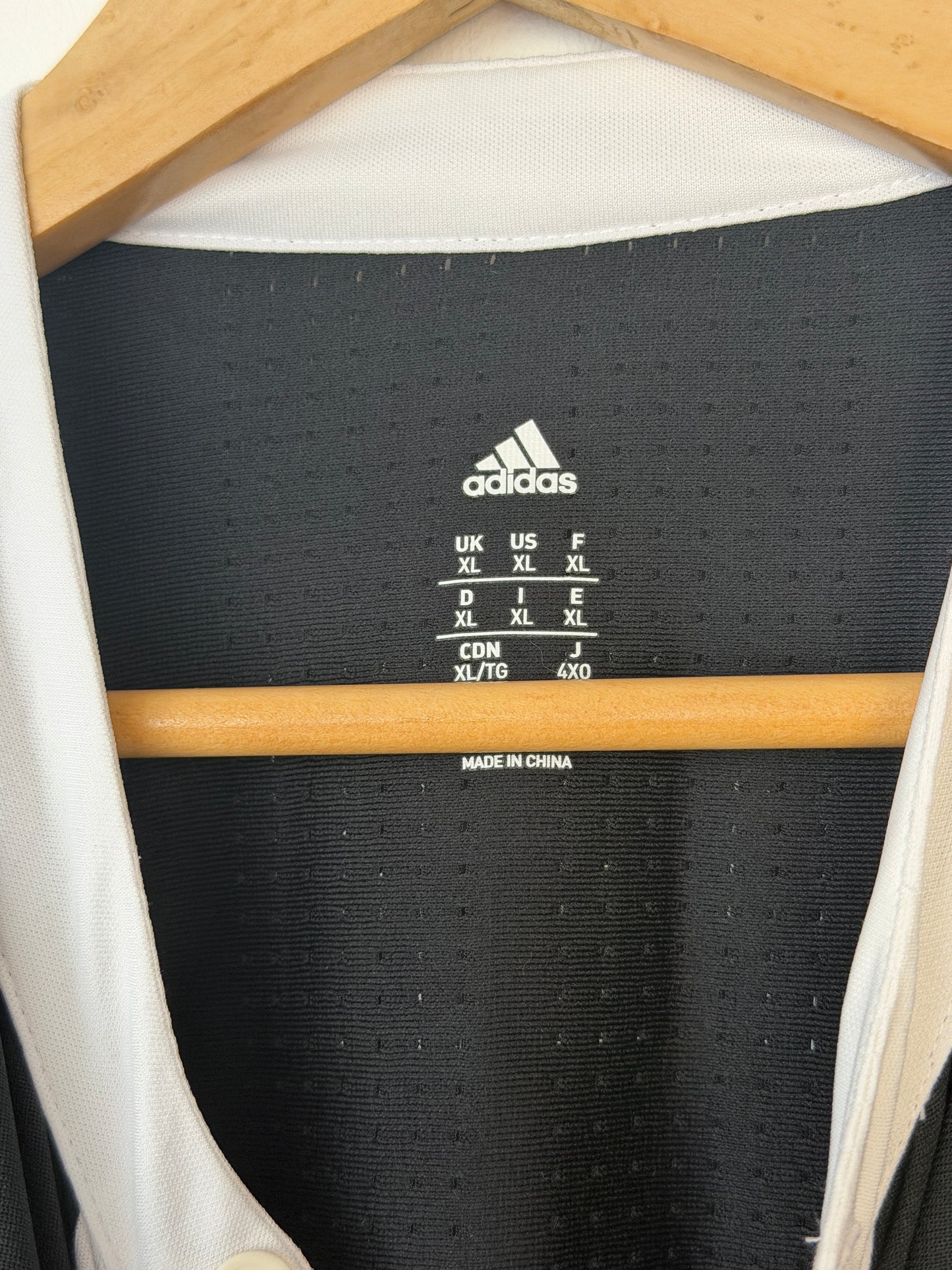 Paulo Dybala Juventus FC 2017-18 ADIZERO home football shirt (XL)