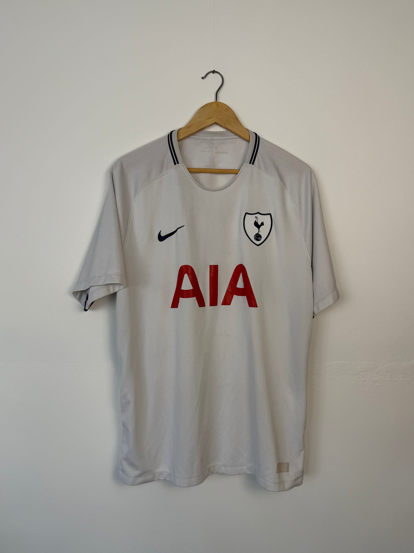 Son Hueng-Min Tottenham Hotspur 2017-18 home football shirt (XL)
