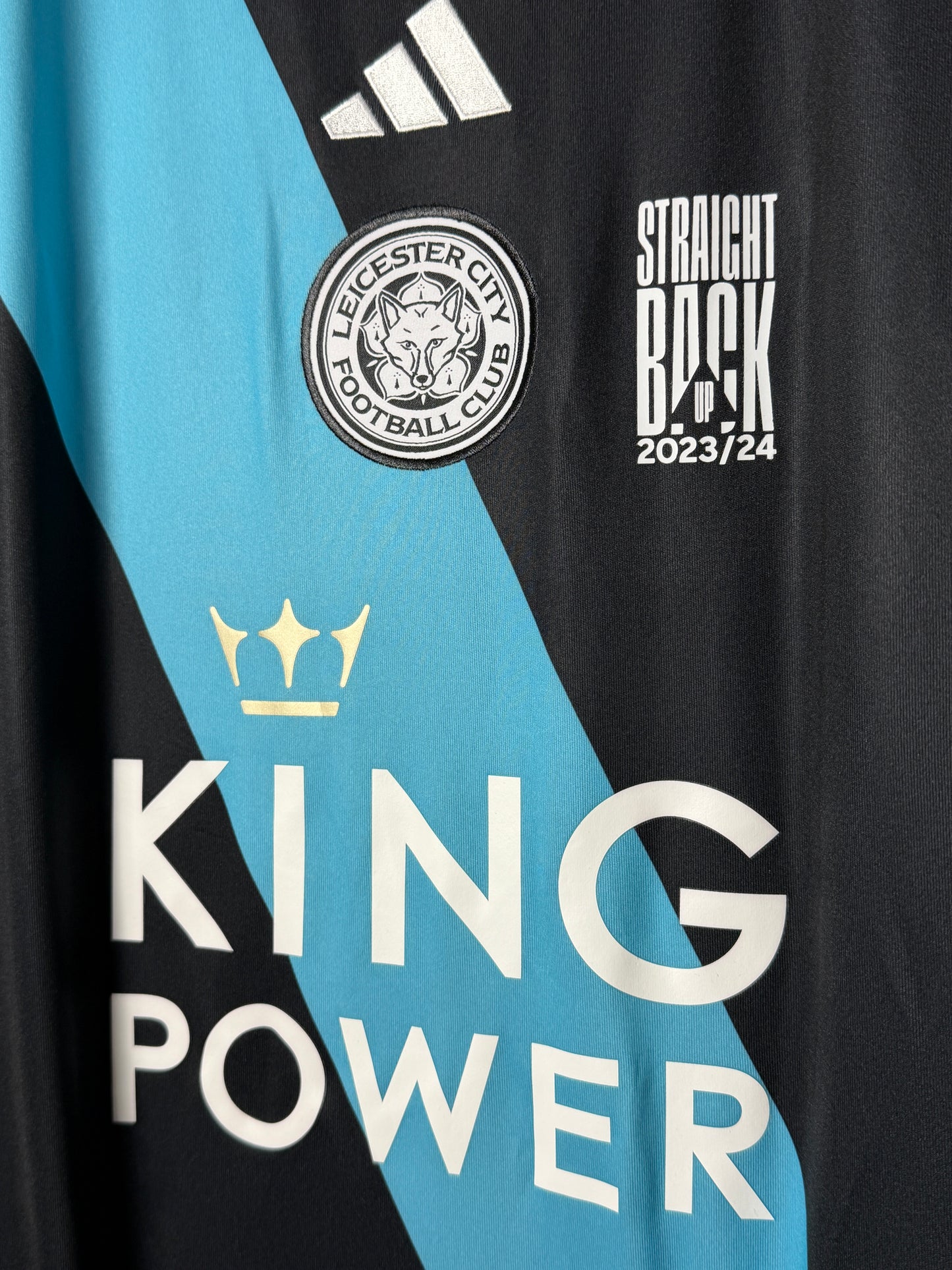 Abdul Fatawu Leicester City FC 2023-24 away football shirt (L)