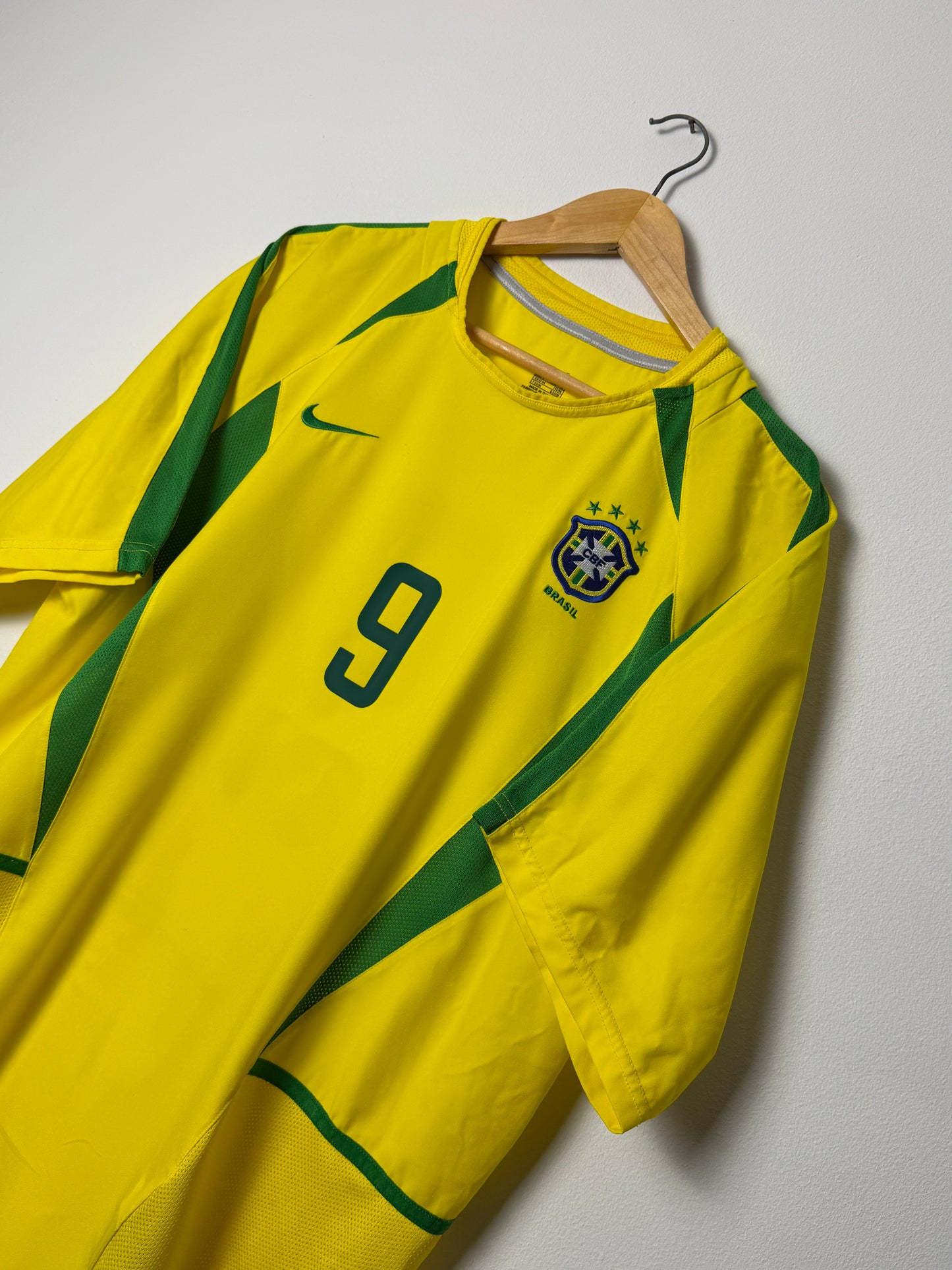 Ronaldo Brazil 2002 World Cup home football shirt (L)