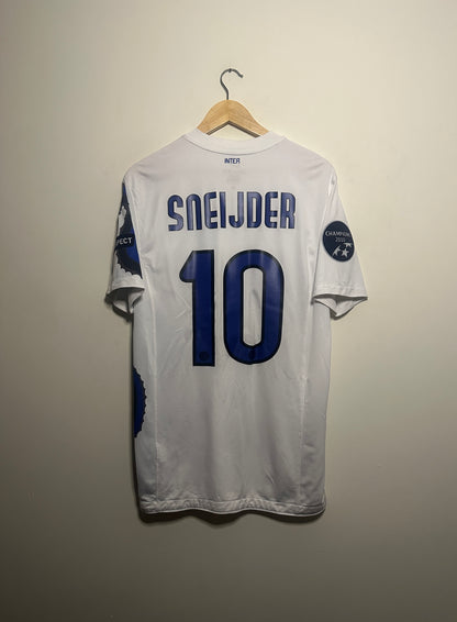 Wesley Sneijder Inter Milan 2010-11 away football shirt (M)