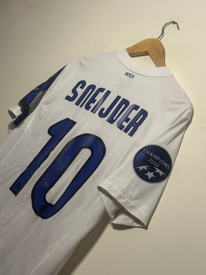 Wesley Sneijder Inter Milan 2010-11 away football shirt (M)