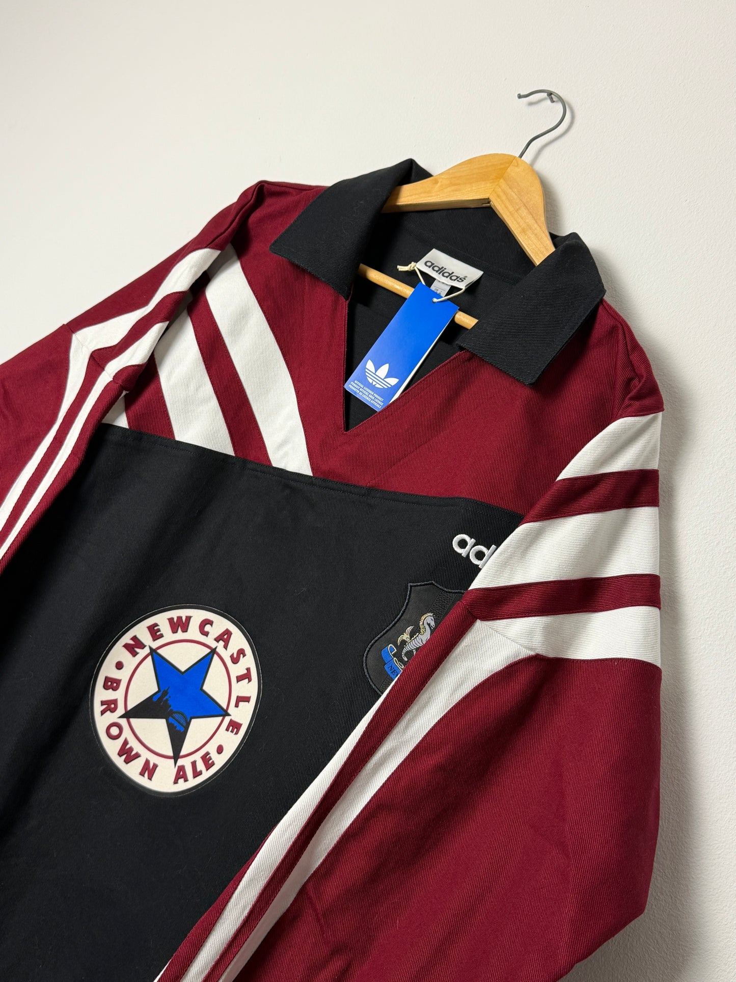 Newcastle United 1995 re issue training drill jacket (XL)