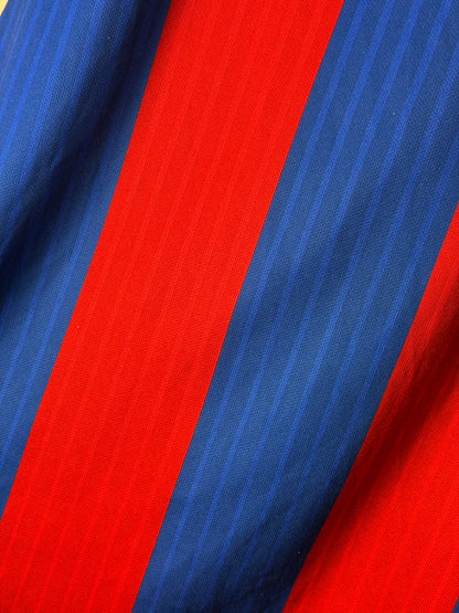 Lionel Messi FC Barcelona 2016-17 home football shirt (XL)