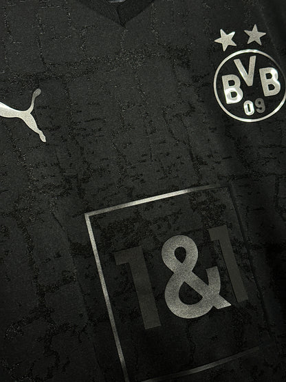 Jude Bellingham Borussia Dortmund 2022-23 special football shirt (L)