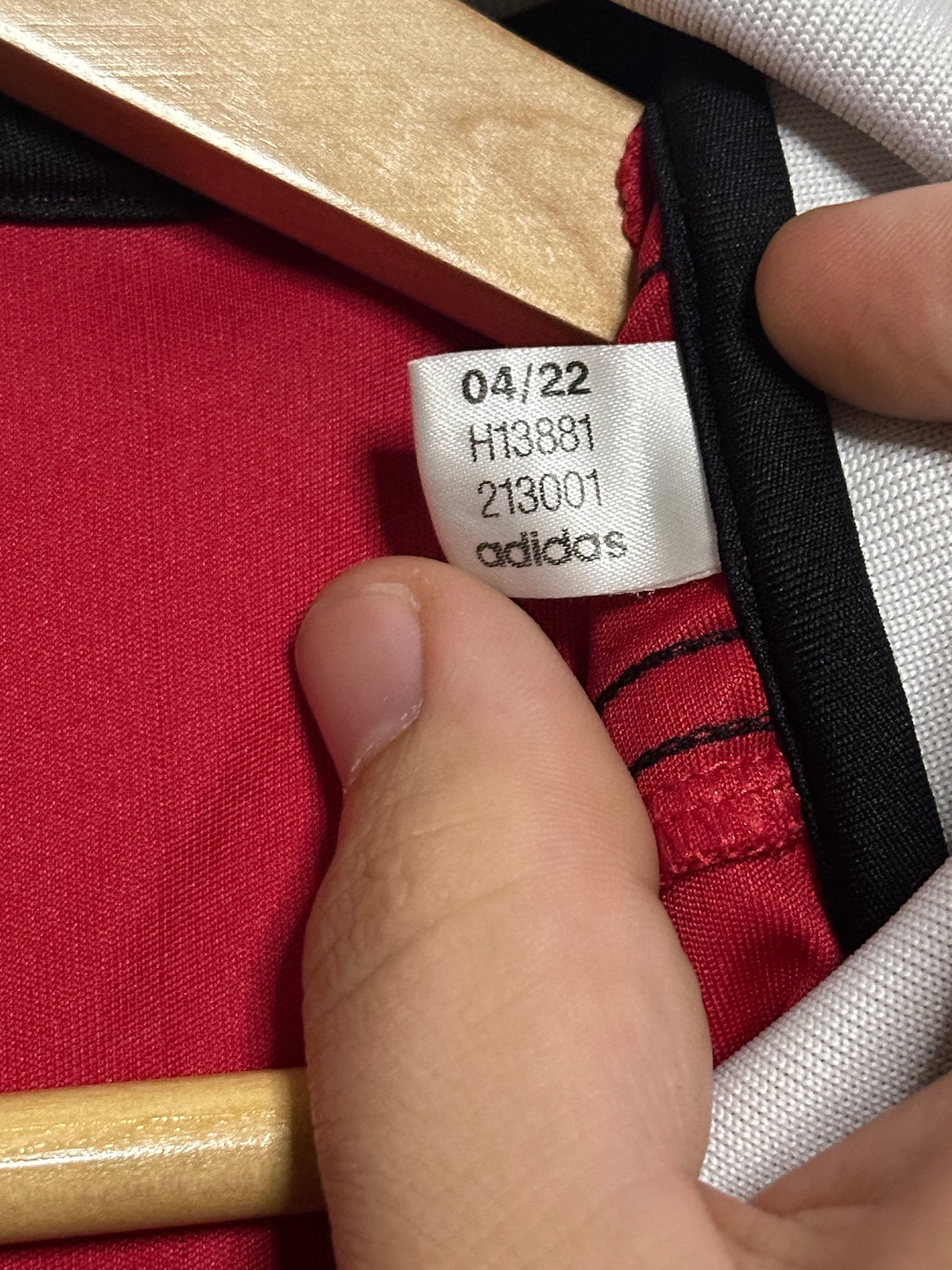 Manchester United 2022-23 home football shirt (L)