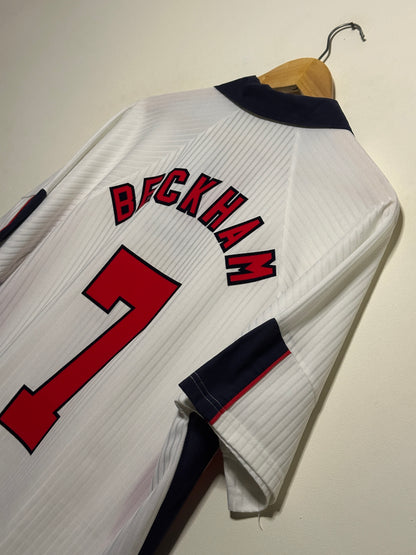 David Beckham England 1998 World Cup home football shirt (L)