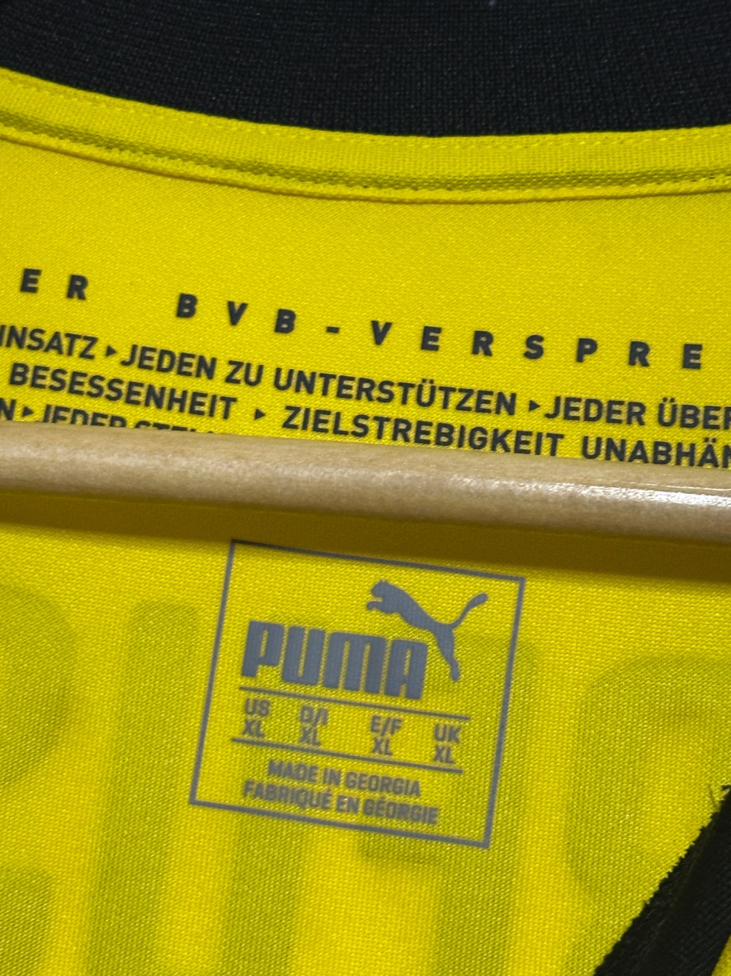 Marco Reus Borussia Dortmund 2015-16 home football shirt (XL)