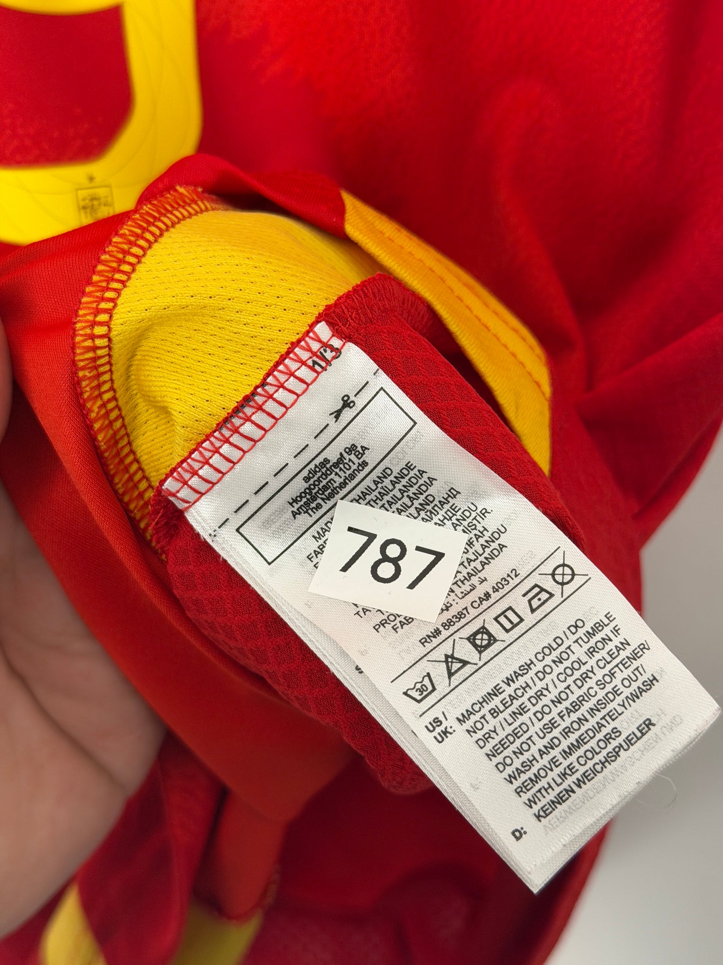 Lamine Yamal Spain Euro 2024 Final home football shirt (M)