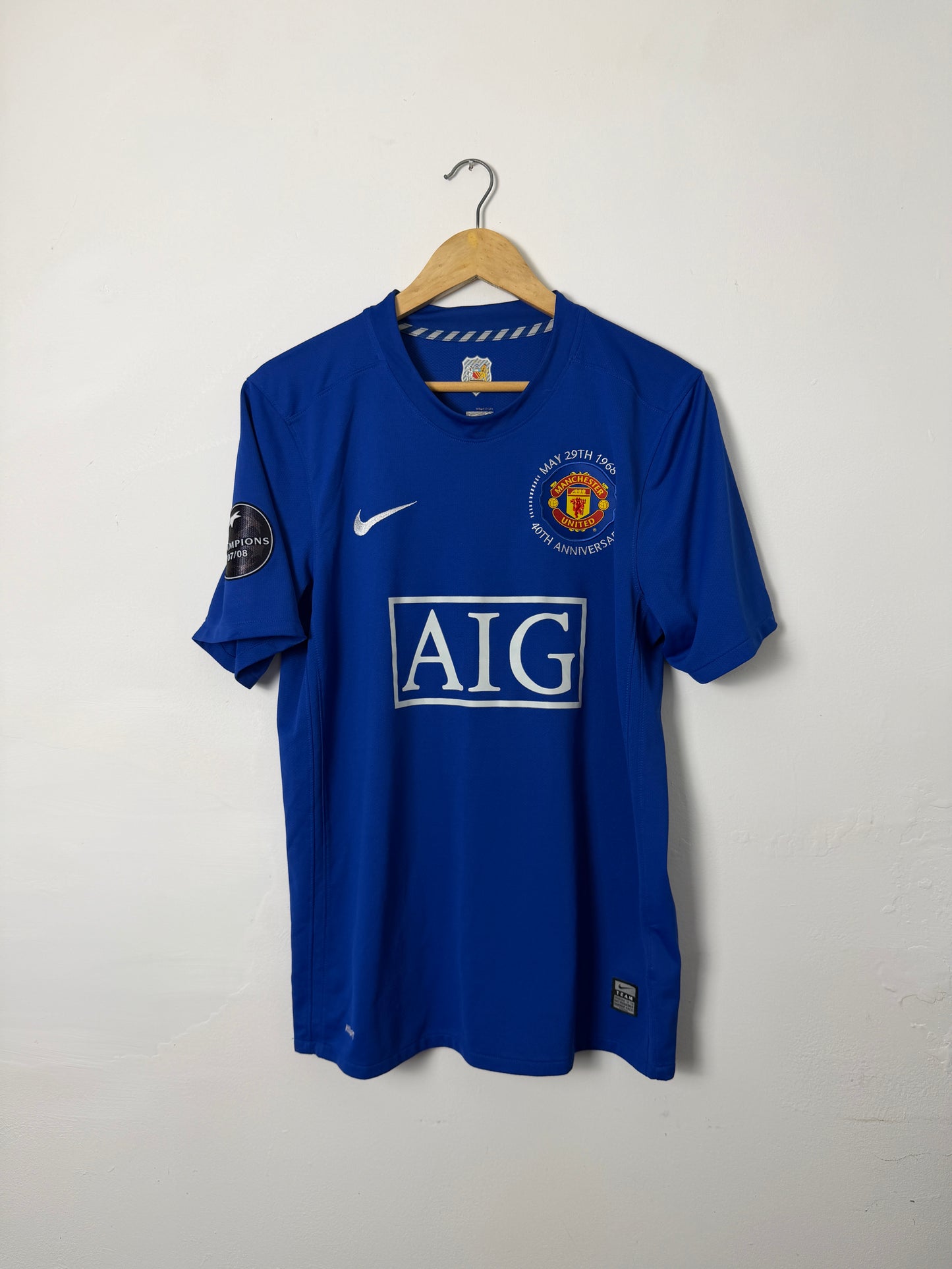 Cristiano Ronaldo Manchester United 2008-09 third football shirt (M)