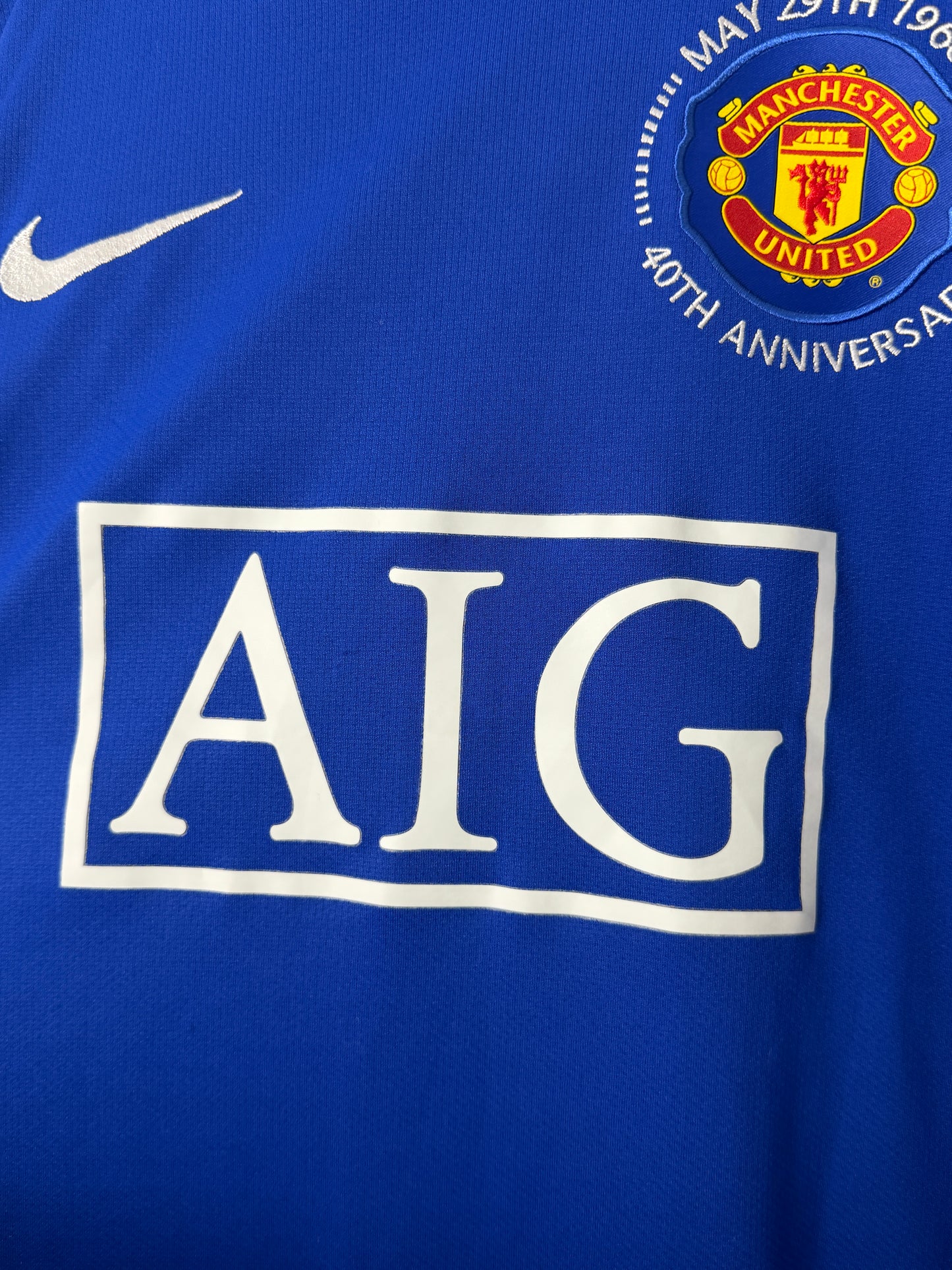 Cristiano Ronaldo Manchester United 2008-09 third football shirt (M)
