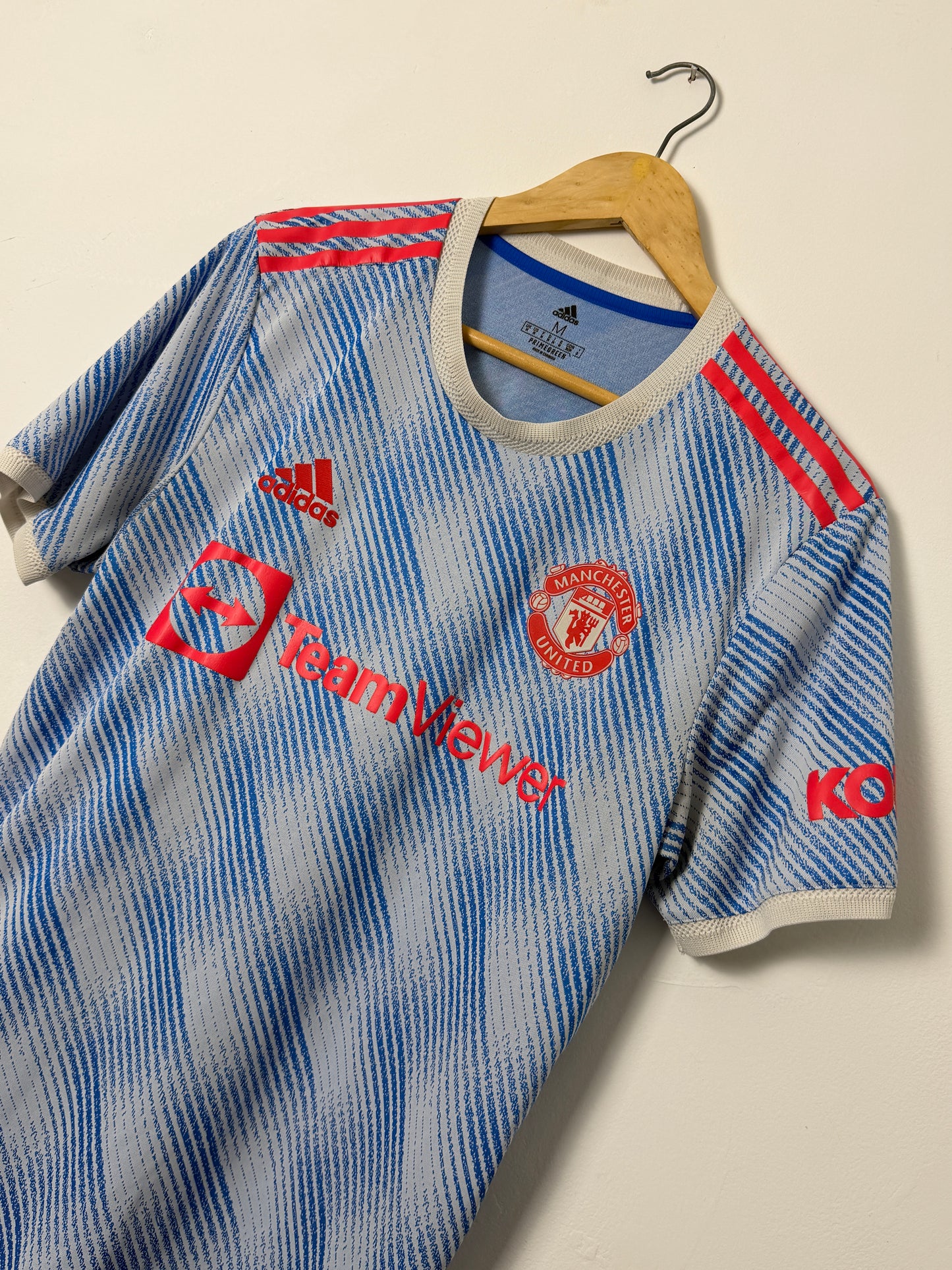 Bruno Fernandes Manchester United 2020-21 away HEAT.RDY football shirt (M)