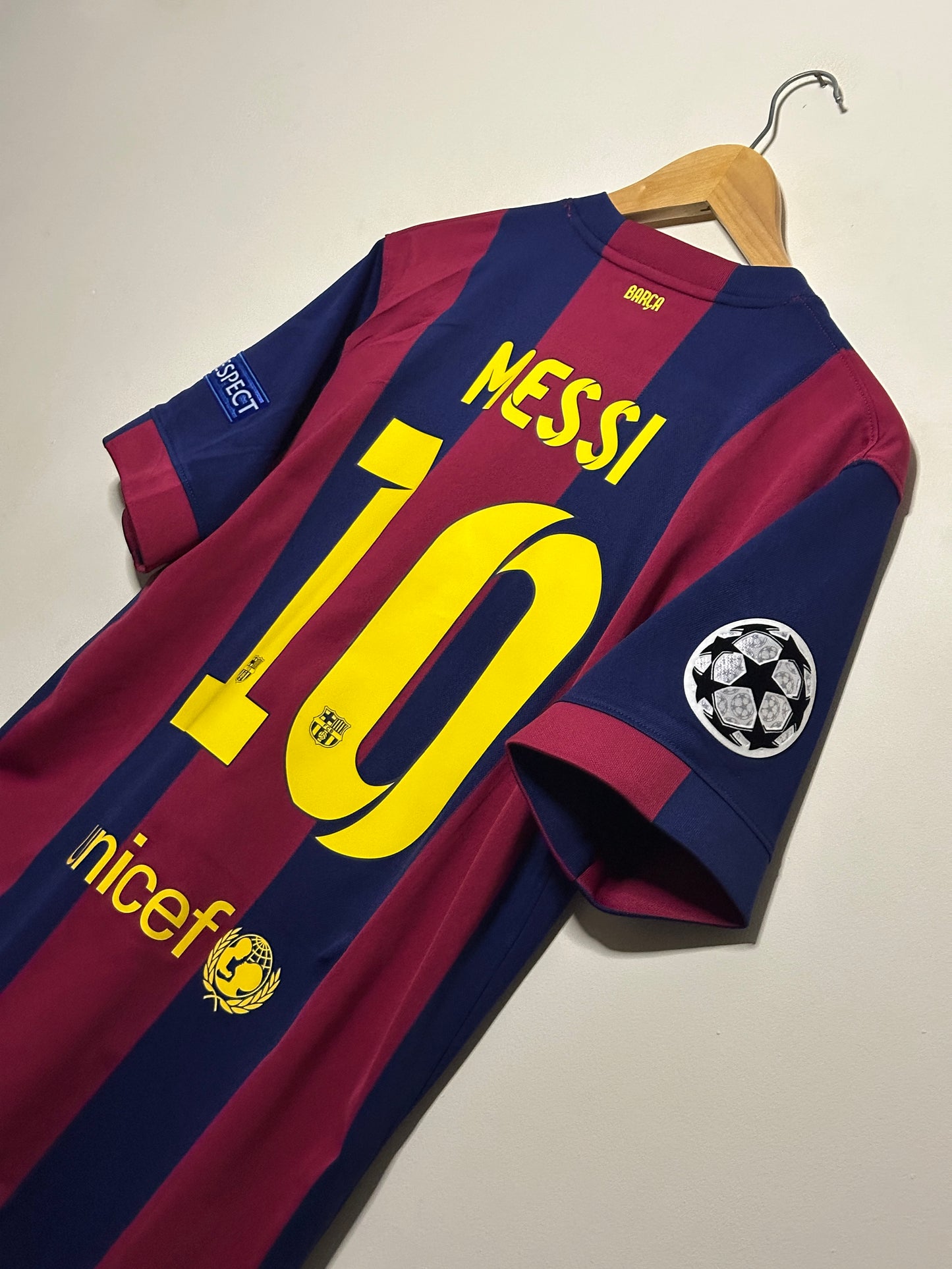 Lionel Messi FC Barcelona 2014-15 Champions League final edition home football shirt (M)