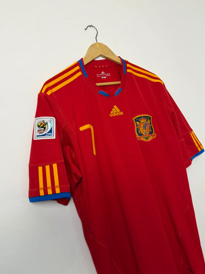 David Villa Spain 2010 World Cup home football shirt (XL)