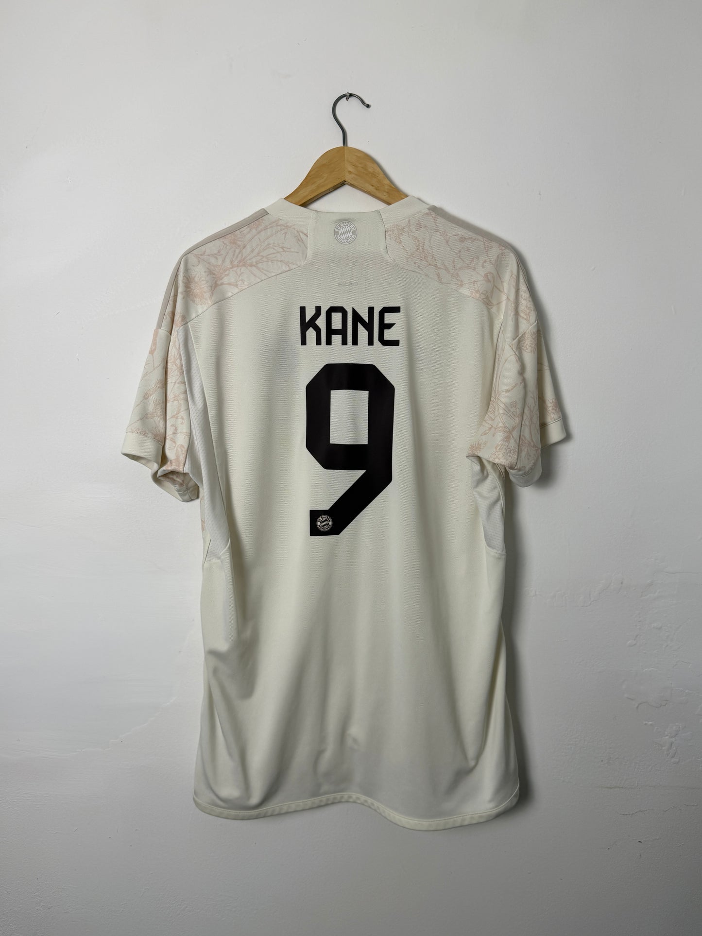 Harry Kane FC Bayern Munich 2023-24 third football shirt (XL)