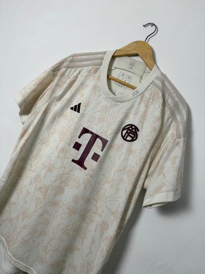 Harry Kane FC Bayern Munich 2023-24 third football shirt (XL)