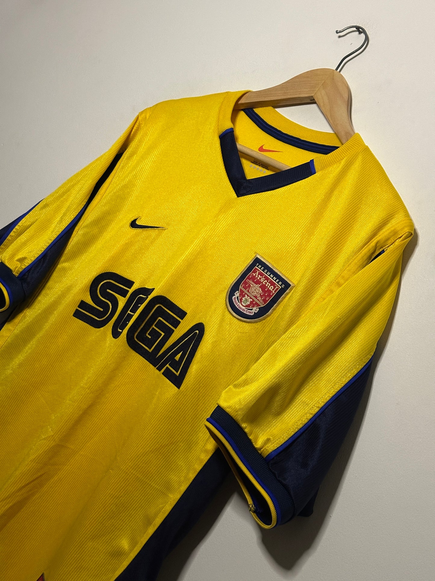 Thierry Henry Arsenal FC 1999-01 away football shirt (L)