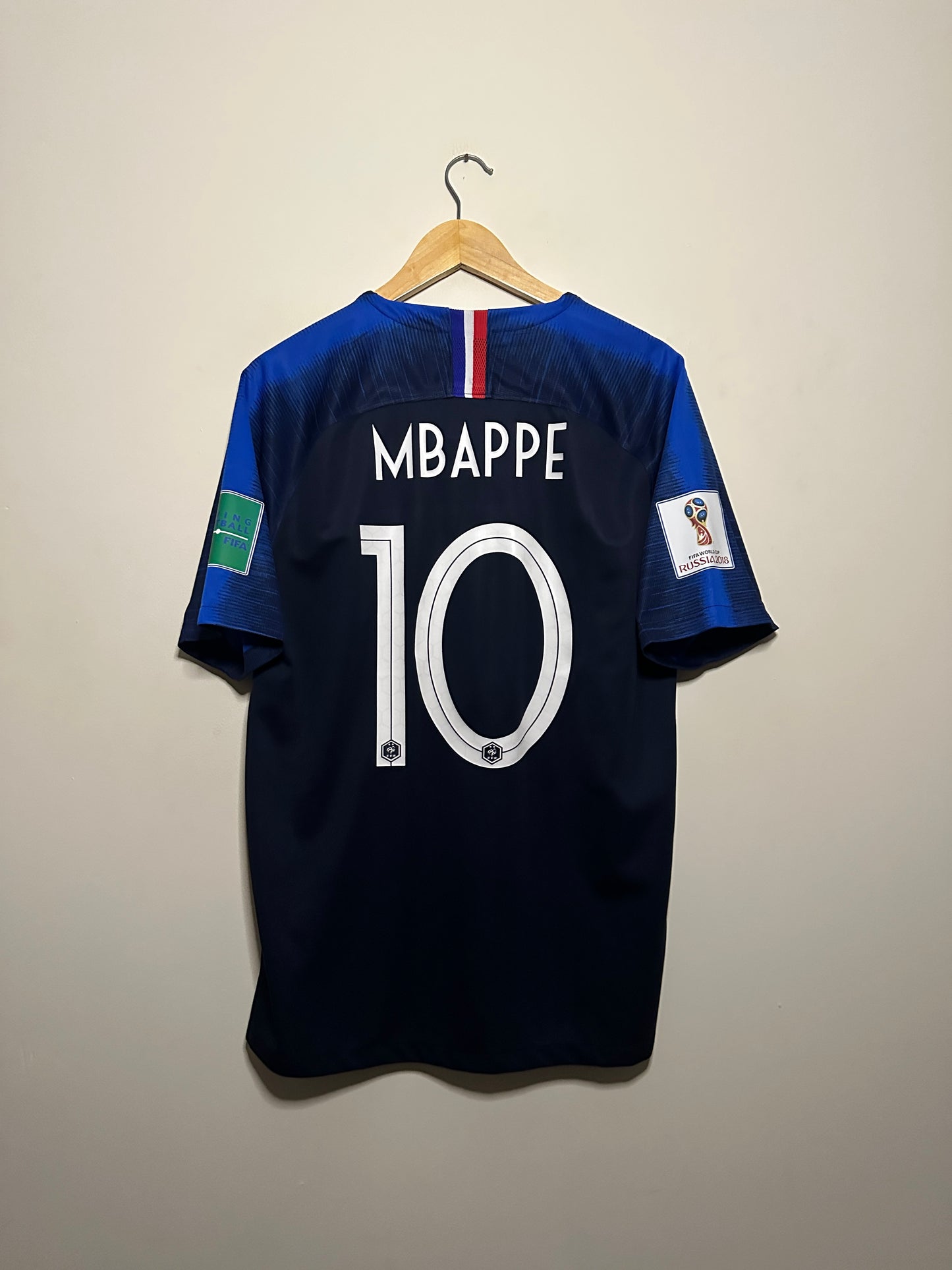 Kylian Mbappe France 2018 World Cup final edition home football shirt (L)