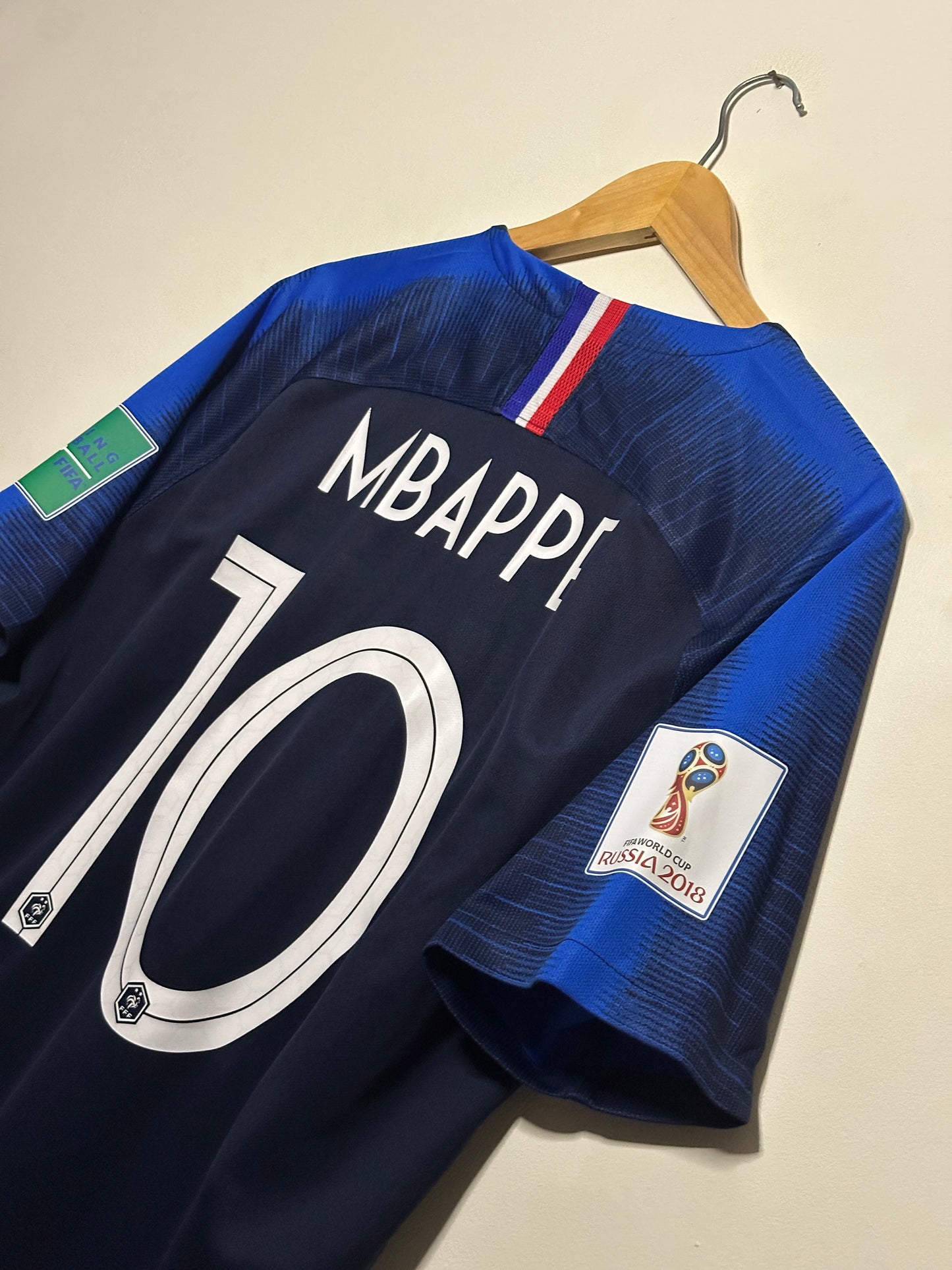 Kylian Mbappe France 2018 World Cup final edition home football shirt (L)