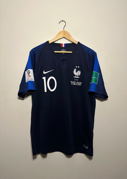 Kylian Mbappe France 2018 World Cup final edition home football shirt (L)