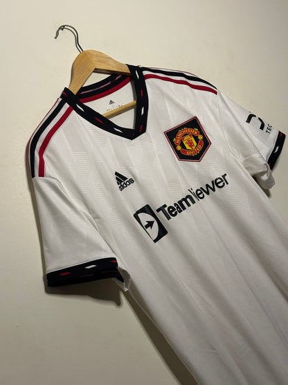Manchester United 2022-23 away football shirt (L)