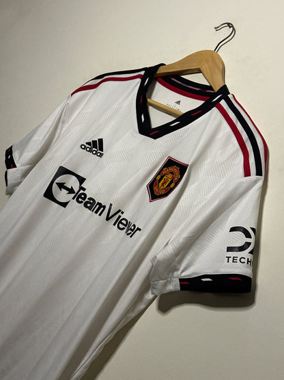 Manchester United 2022-23 away football shirt (L)