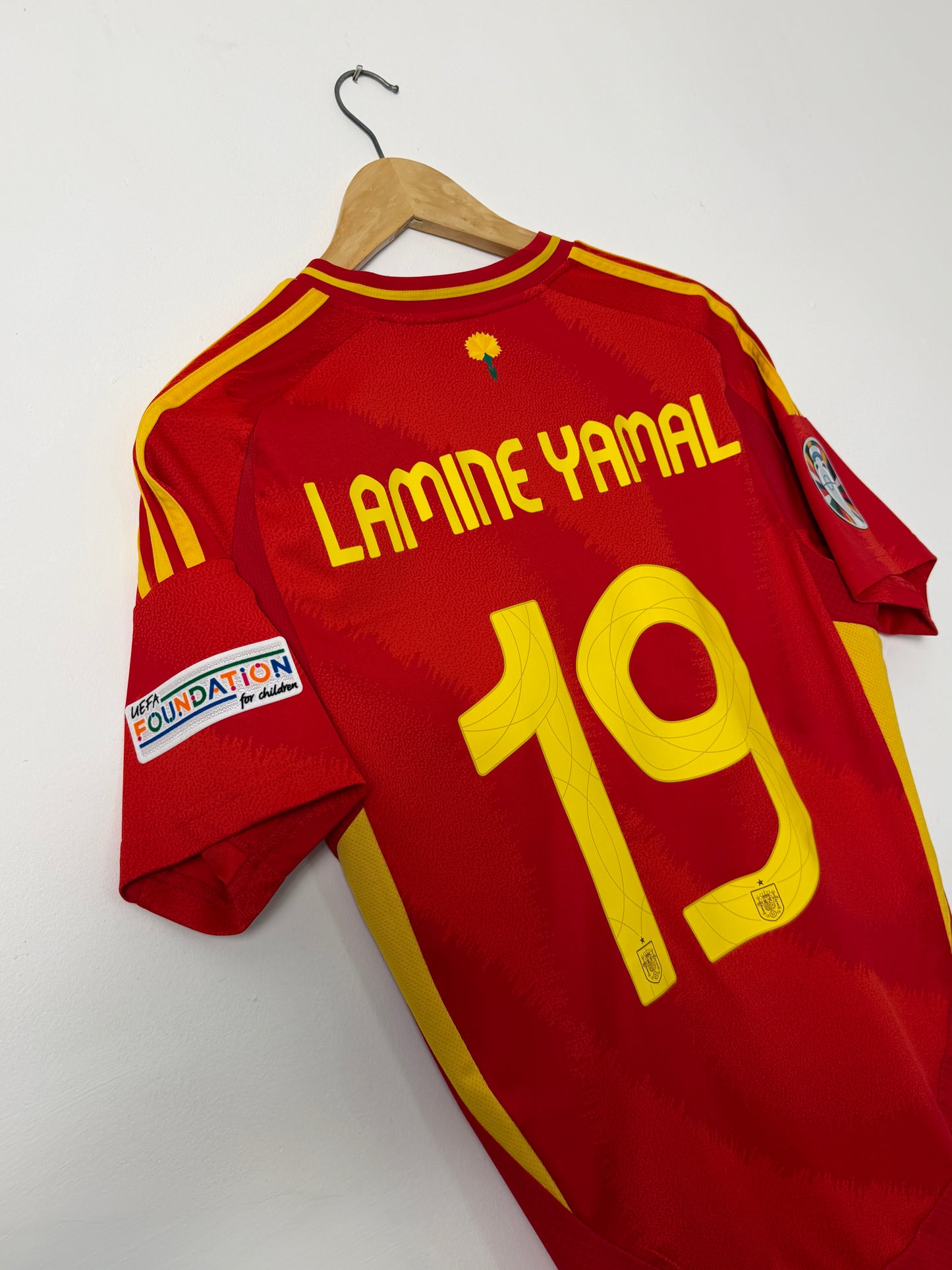 Lamine Yamal Spain Euro 2024 Final home football shirt (M)