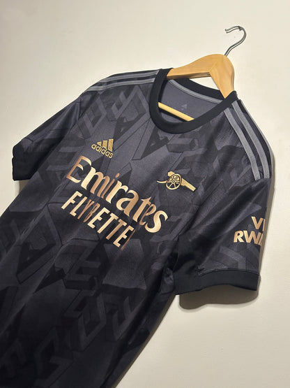 Arsenal FC 2022-23 away football shirt (M)