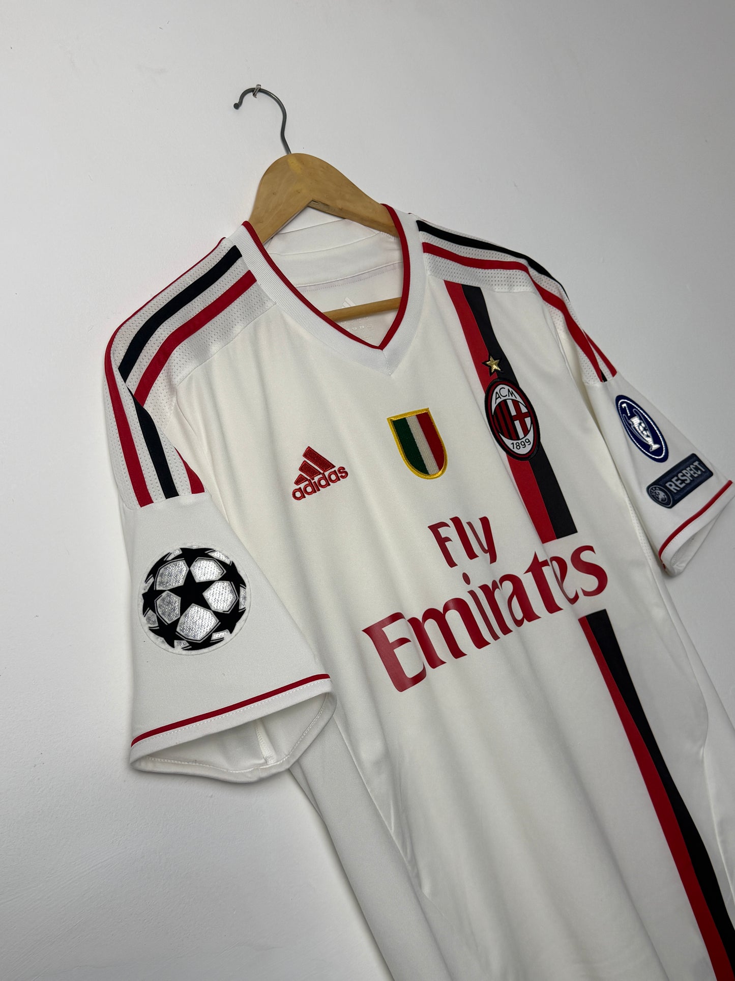 Alexandre Pato AC Milan 2011-12 away football shirt (M)