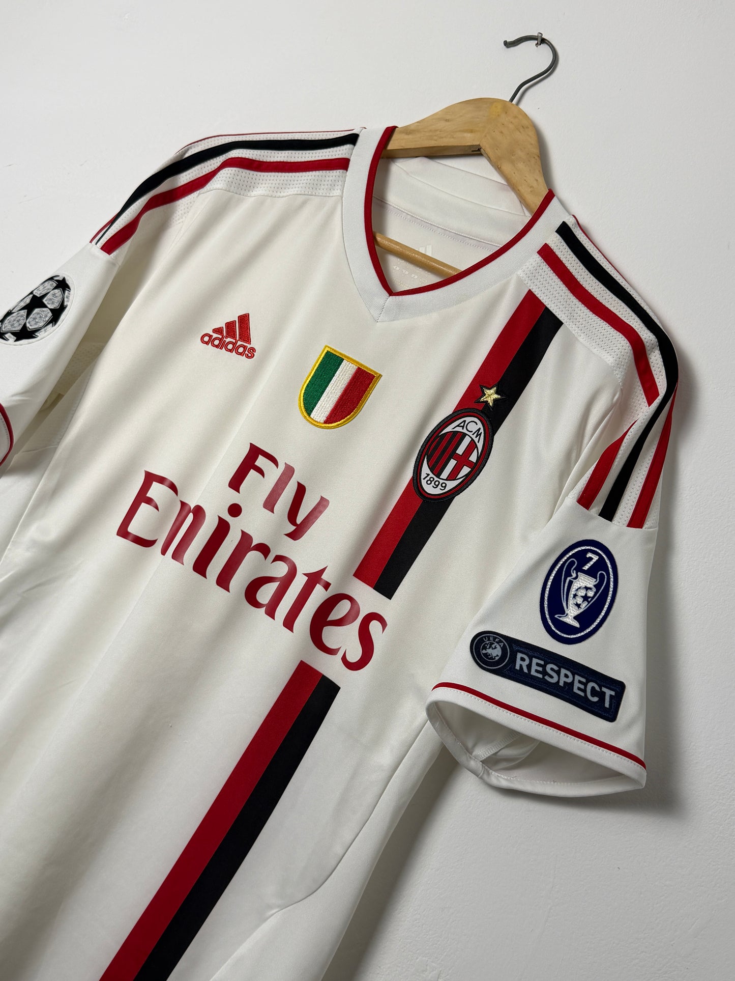 Alexandre Pato AC Milan 2011-12 away football shirt (M)