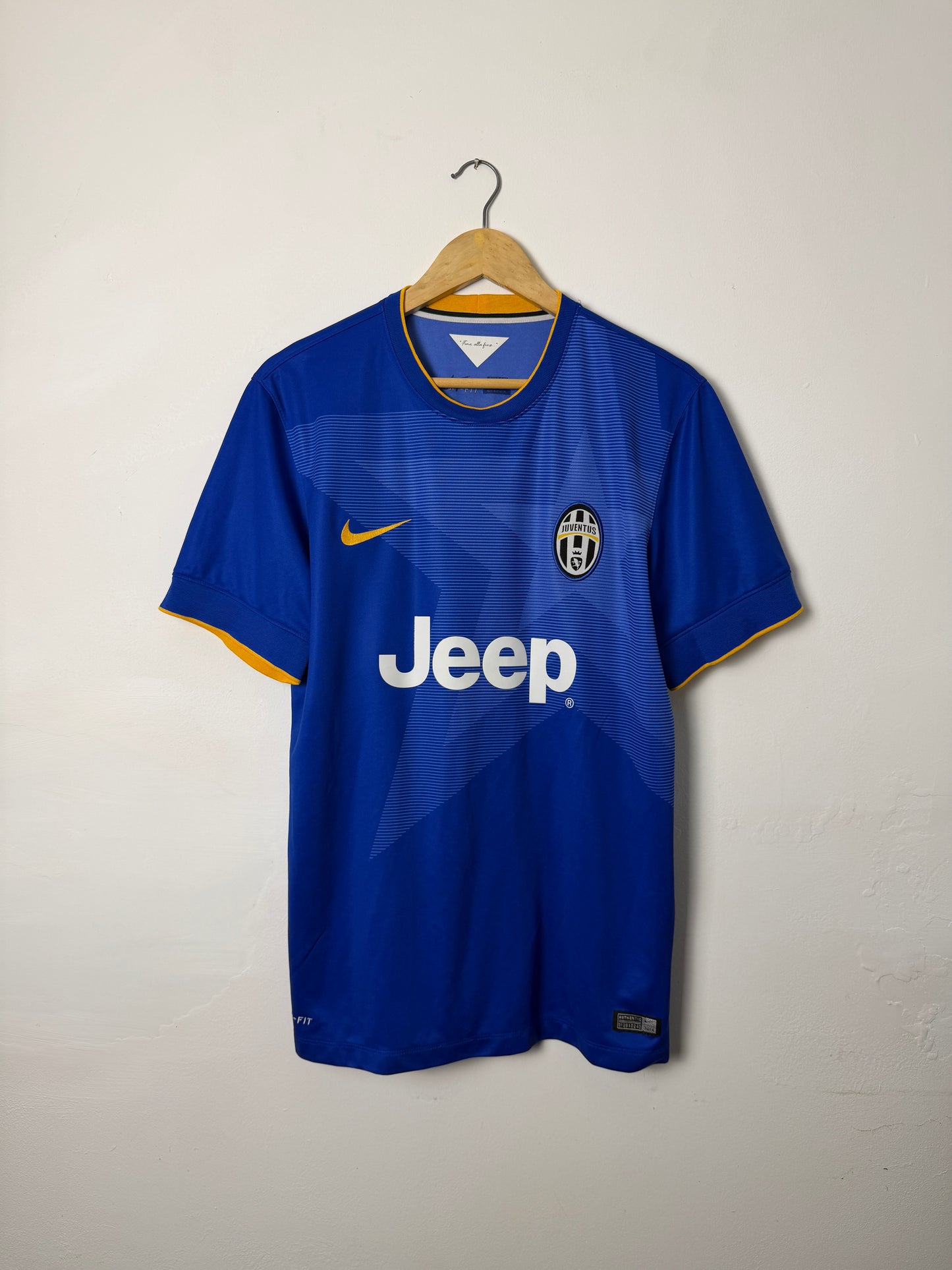 Andrea Pirlo Juventus FC 2014-15 away football shirt (M)