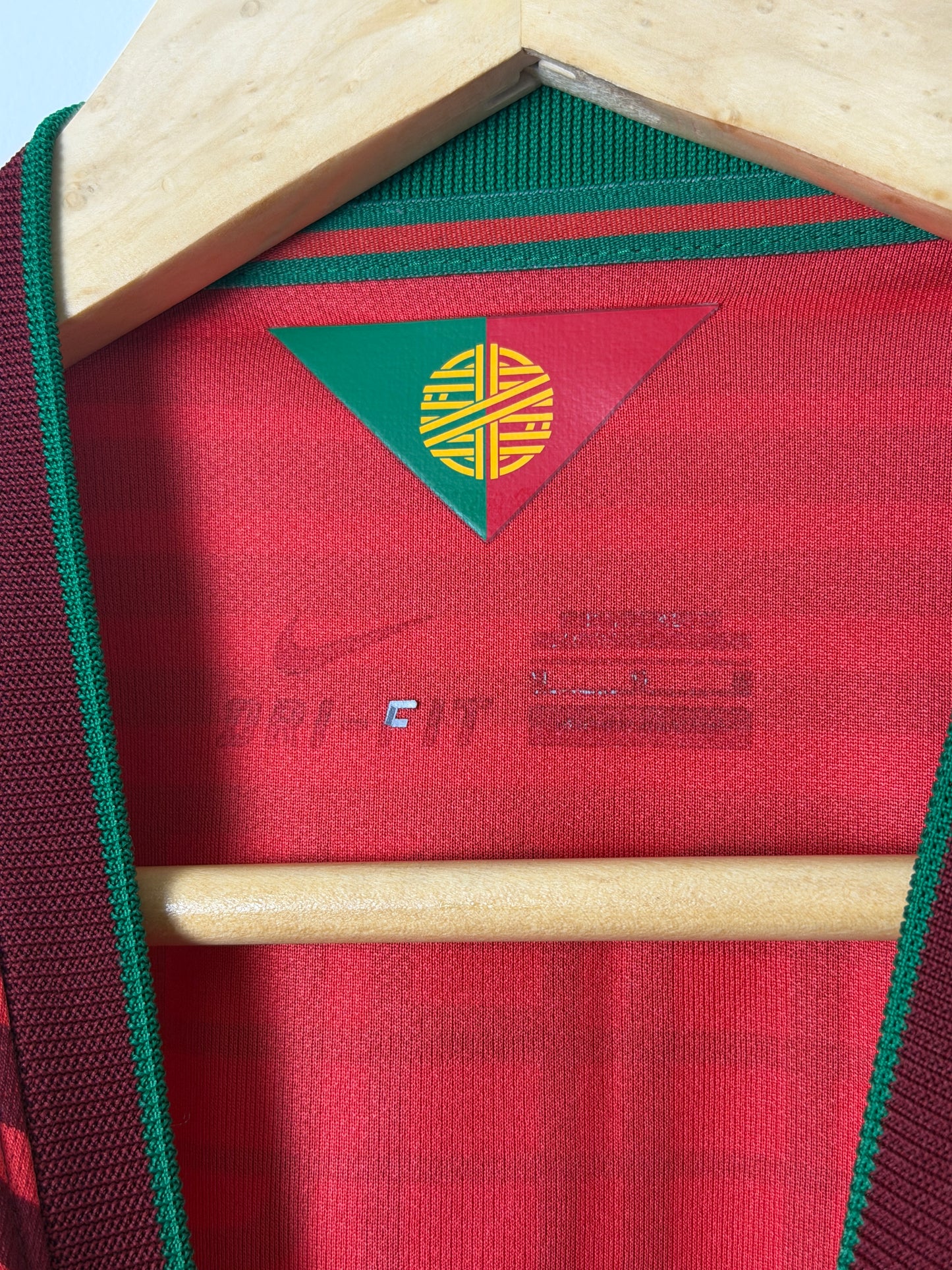 Cristiano Ronaldo Portugal 2014 World Cup home football shirt (M)