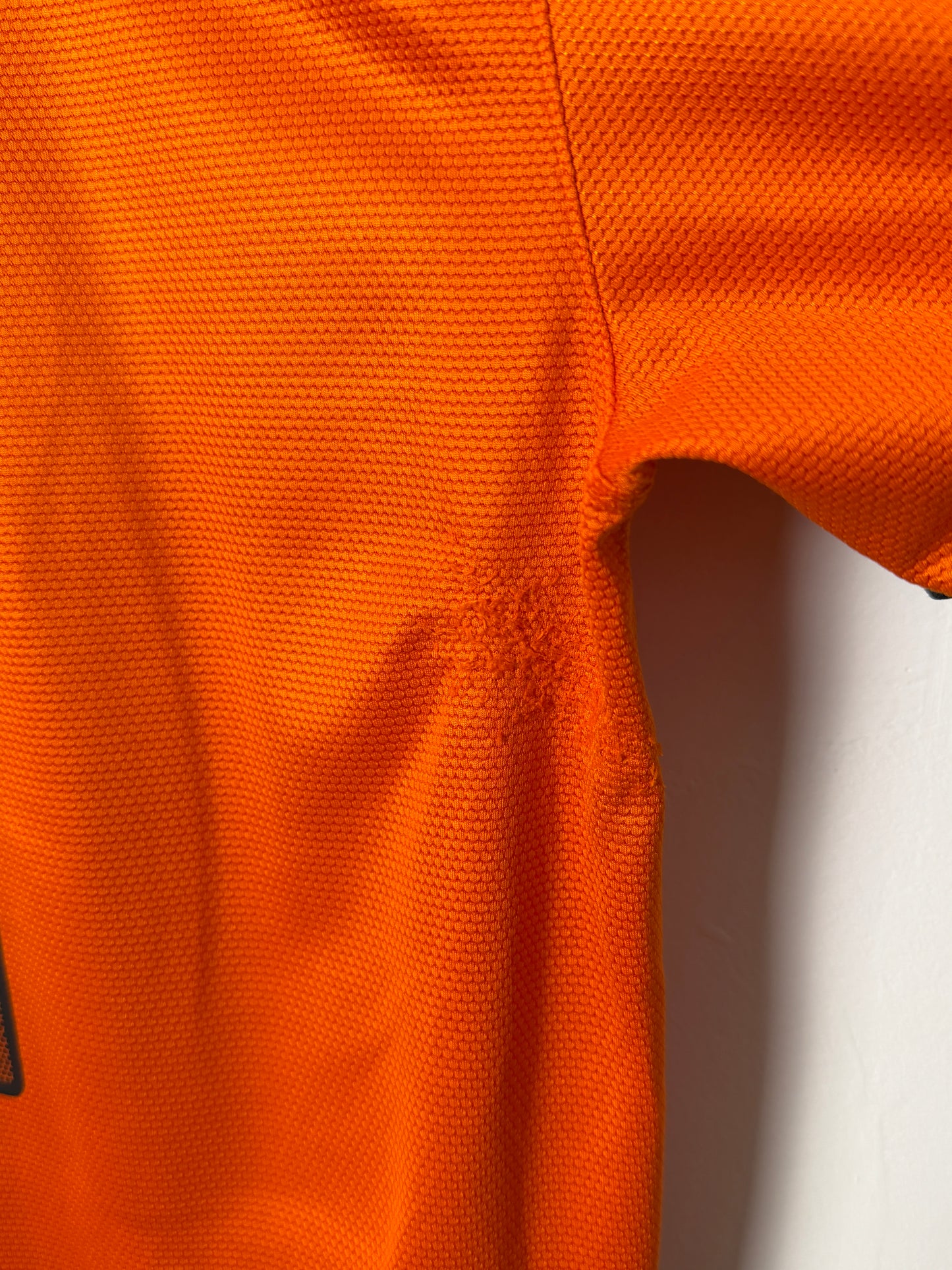 Arjen Robben Netherlands 2012 Euros home football shirt (M)