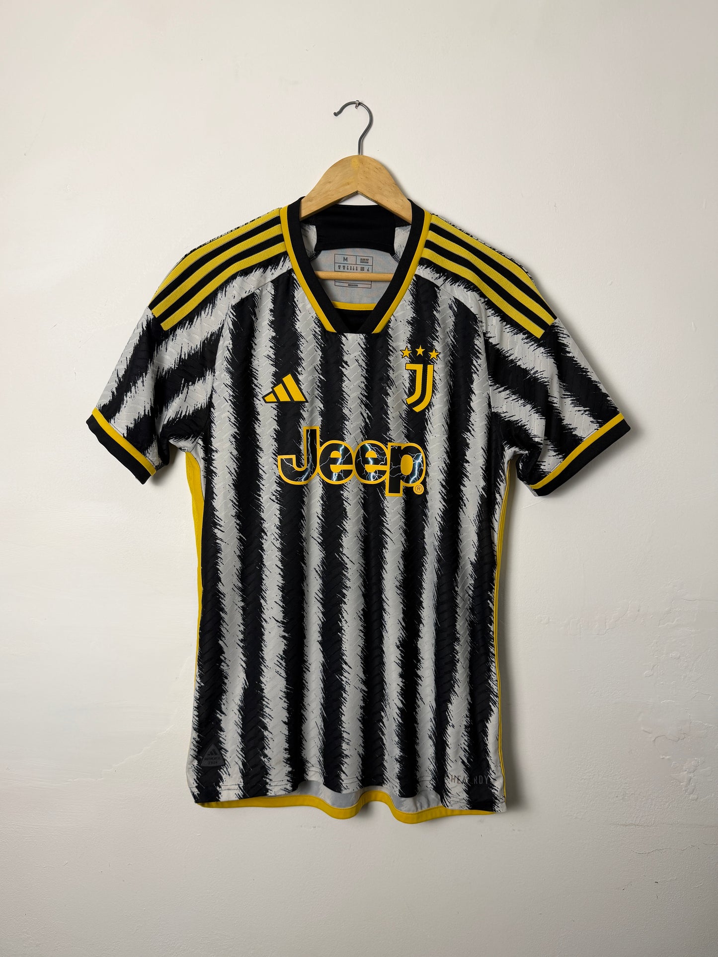 Kenan Yildiz Juventus FC 2023-24 HEAT.RDY home football shirt (M)