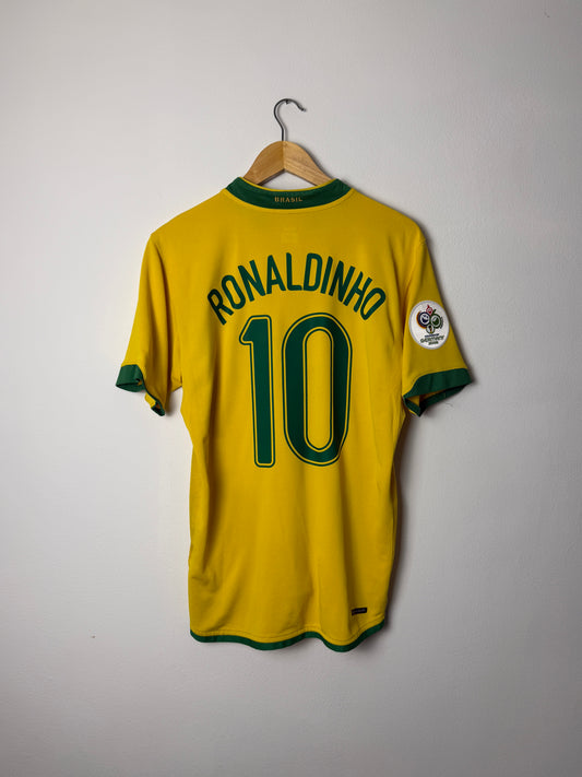 Ronaldinho Brazil 2006 home football shirt (M)