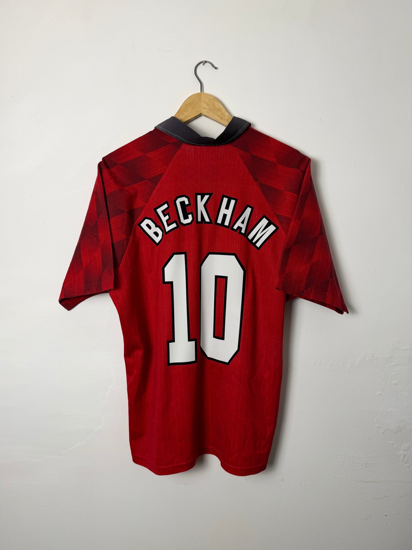 David Beckham Manchester United 1996-97 home football shirt (L)