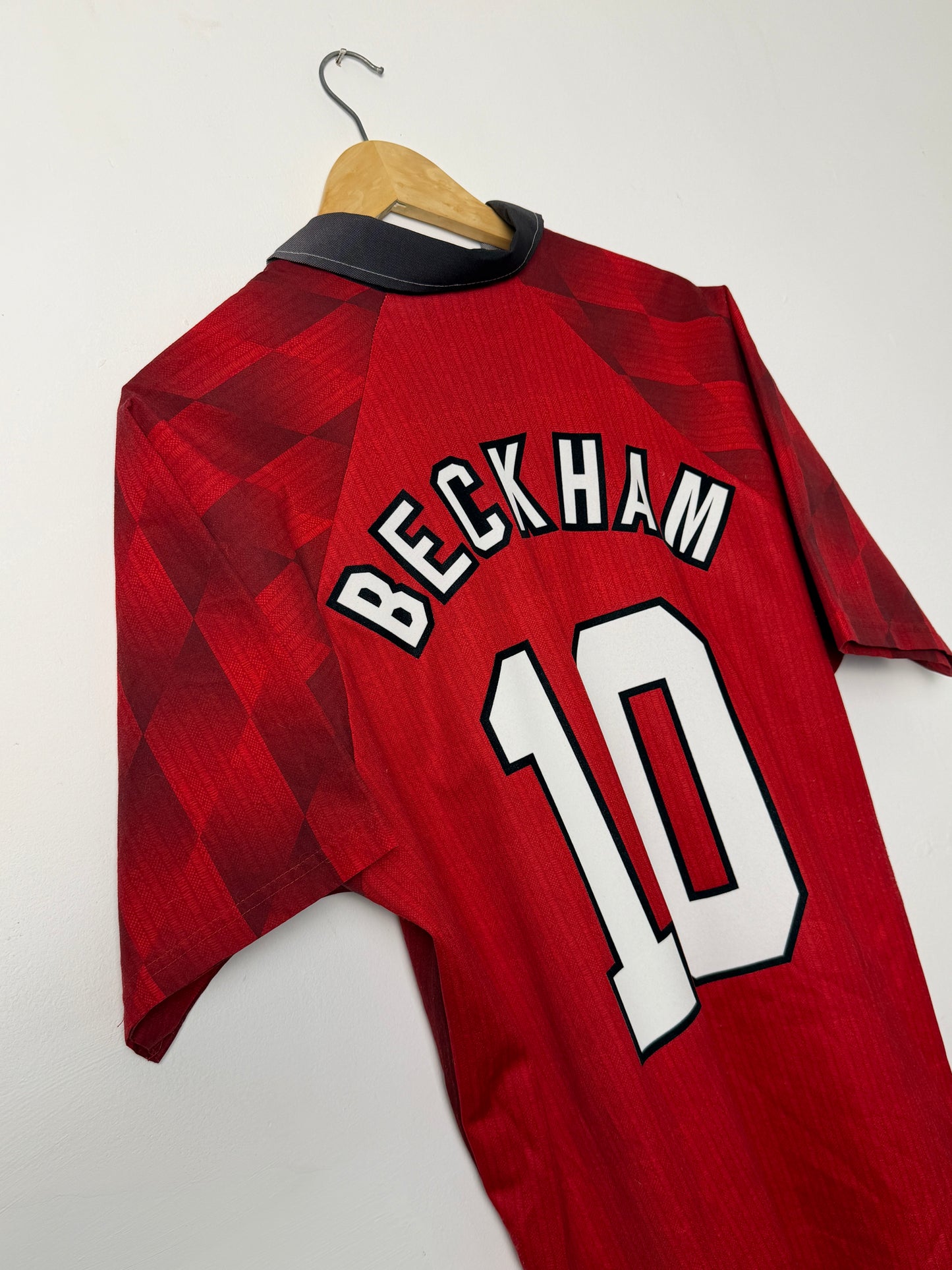 David Beckham Manchester United 1996-97 home football shirt (L)