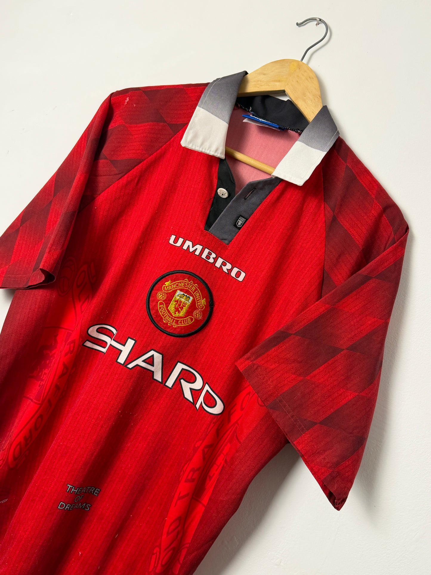 David Beckham Manchester United 1996-97 home football shirt (L)