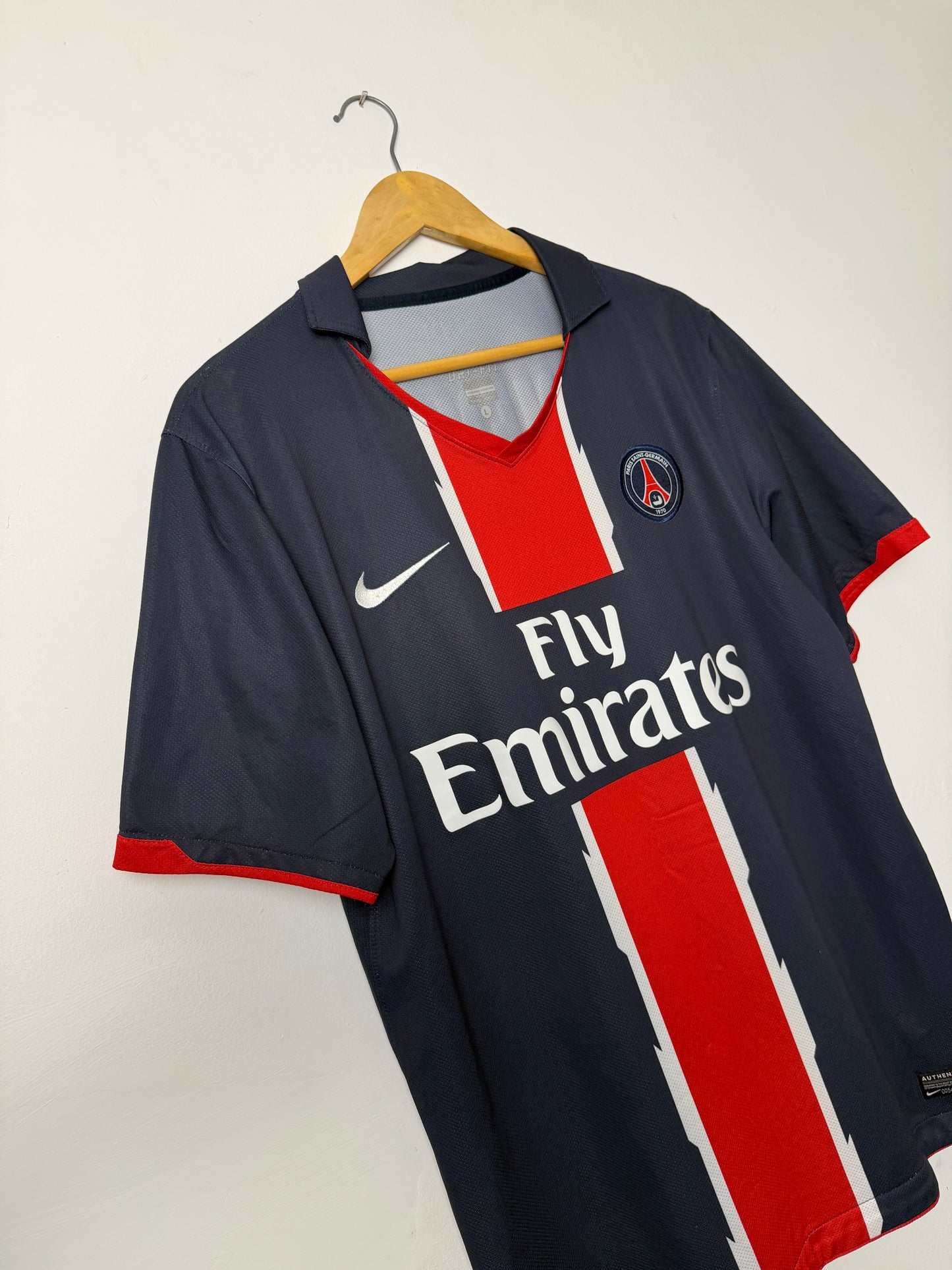 Nenê PSG 2010-11 away football shirt (L)