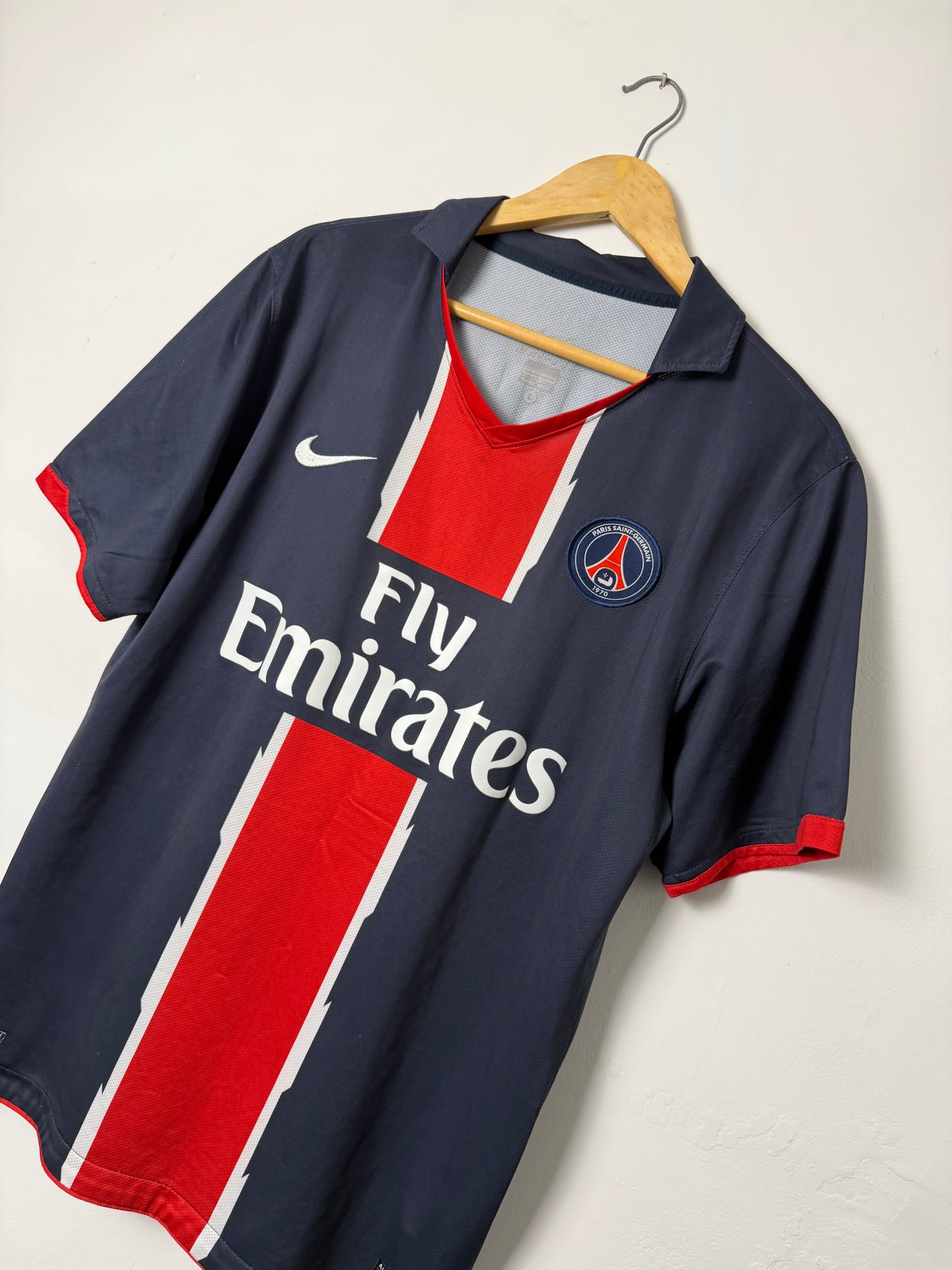 Nenê PSG 2010-11 away football shirt (L)