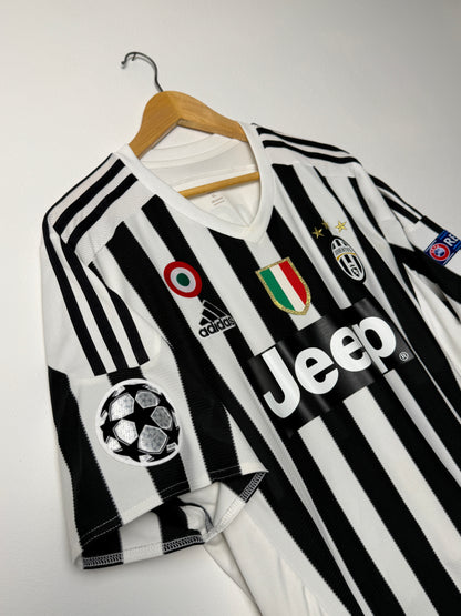 Paul Pogba Juventus FC 2015-16 home football shirt (XL)